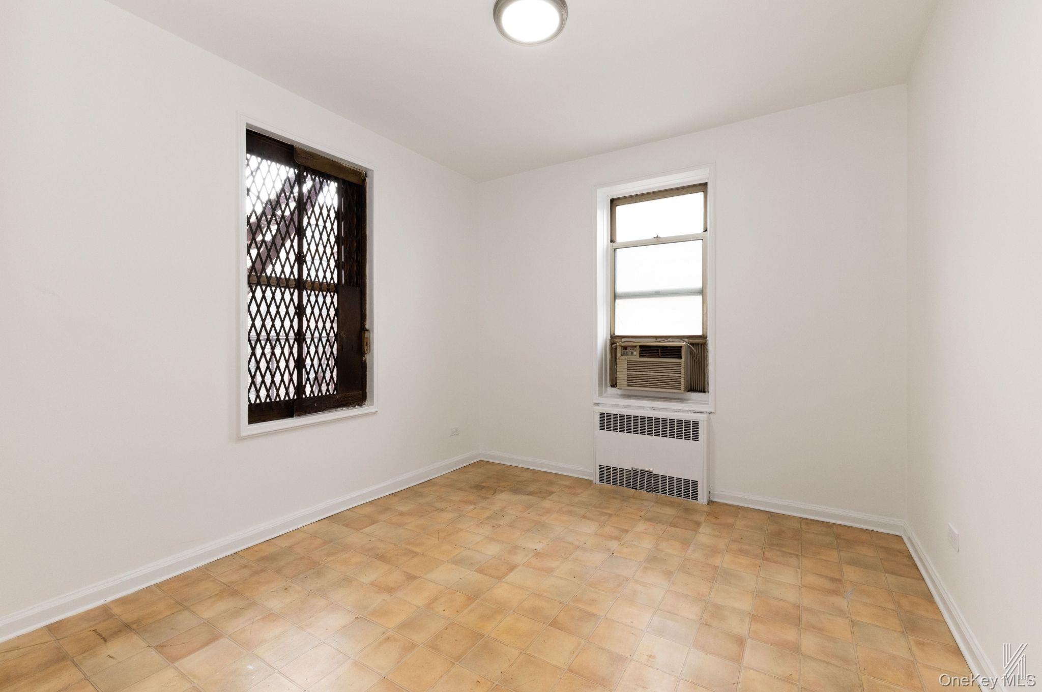 79-10 34th Avenue, Unit 4U photo 19