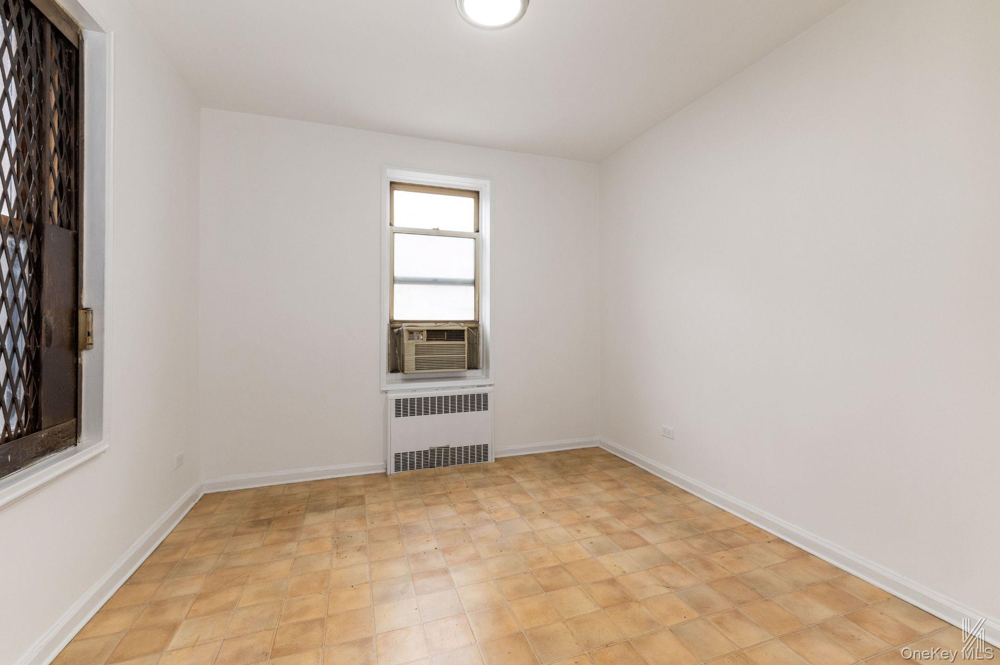 79-10 34th Avenue, Unit 4U photo 20