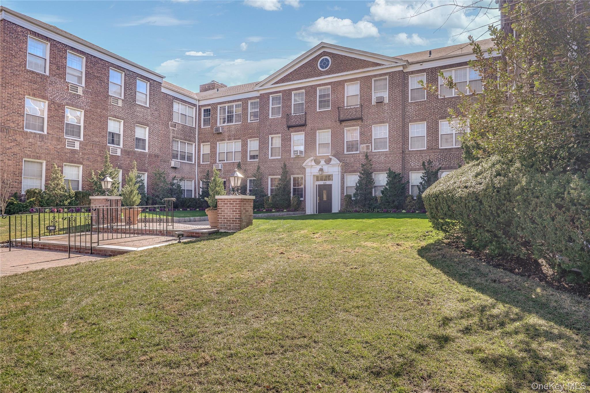 819 Broadway, Unit 1-G photo 21