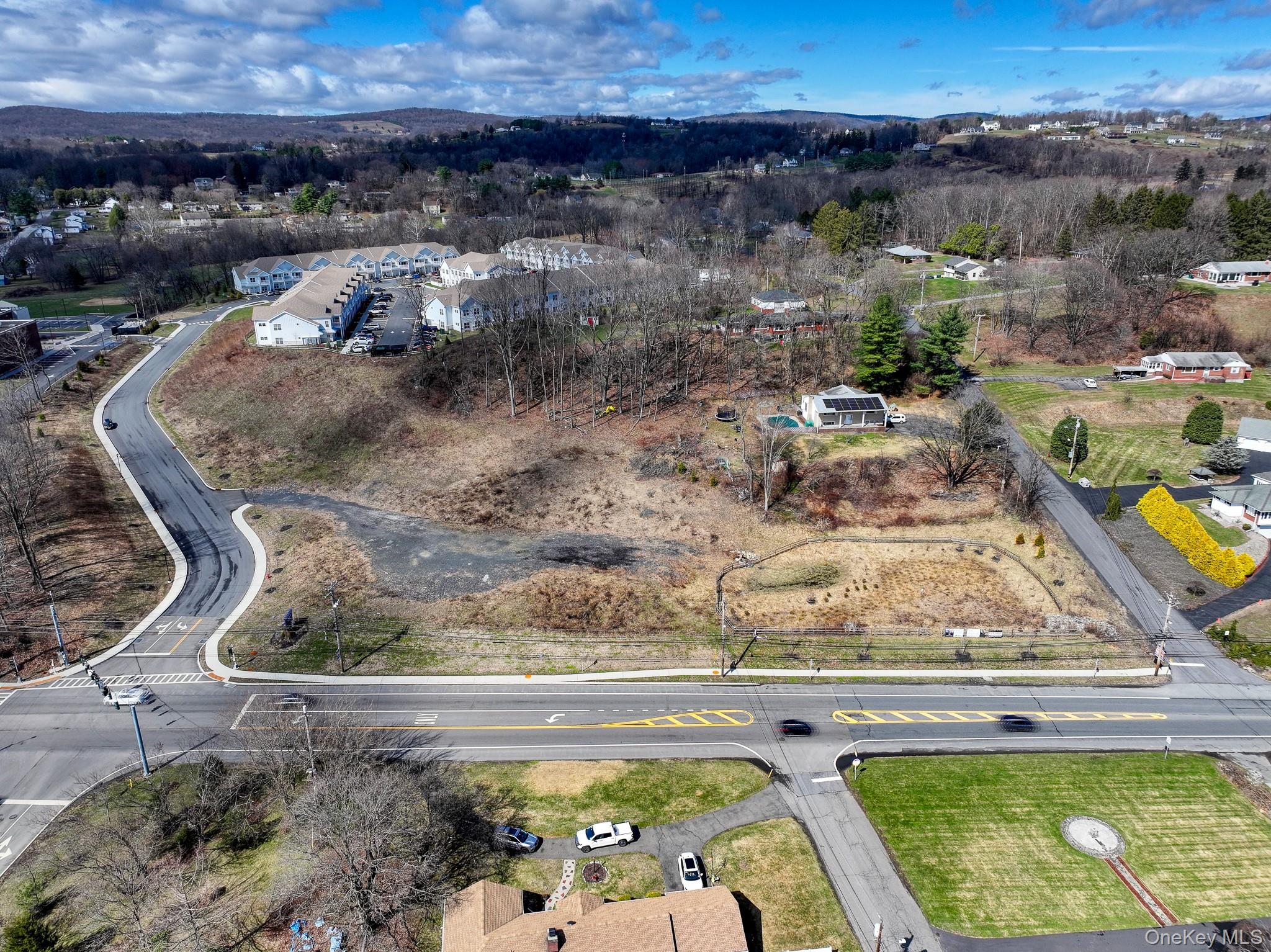 Route 9W – For Sale photo 4