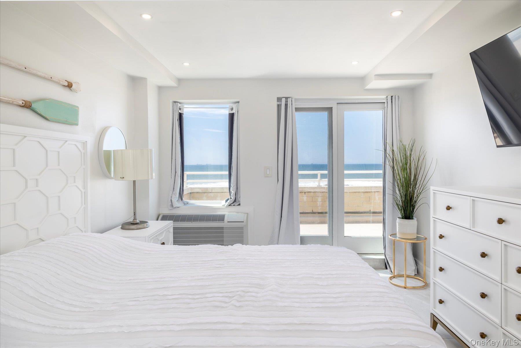 450 W Broadway, Unit 3F photo 11