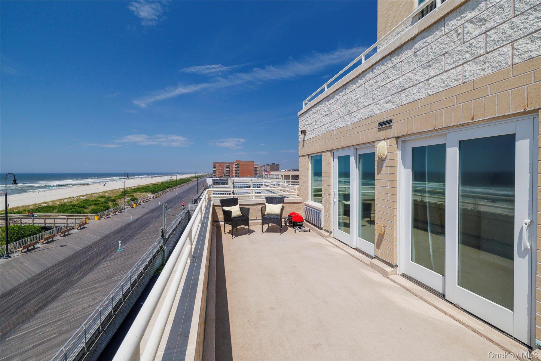 450 W Broadway, Unit 3F photo 2