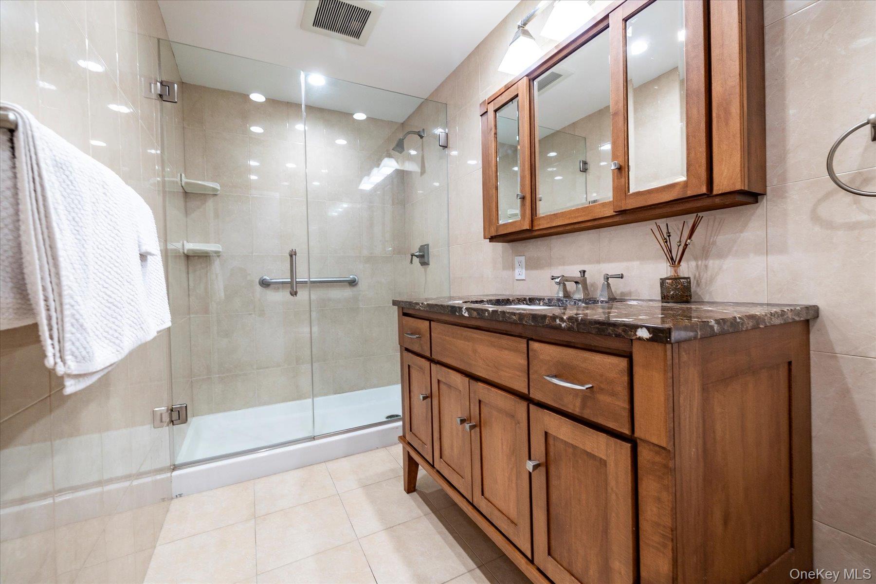 450 W Broadway, Unit 3F photo 13
