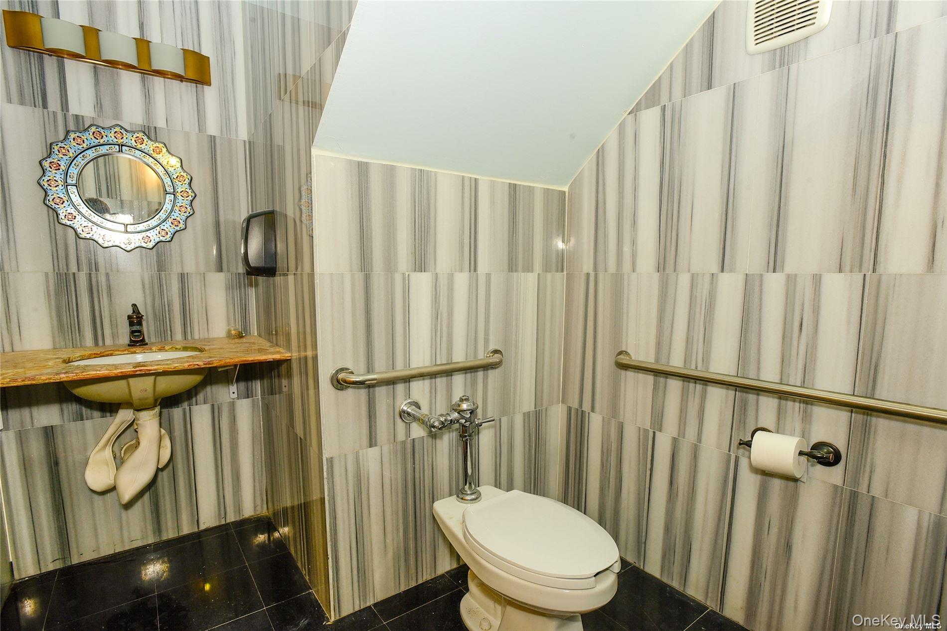 117-11/13 Hillside Avenue – For Sale photo 28