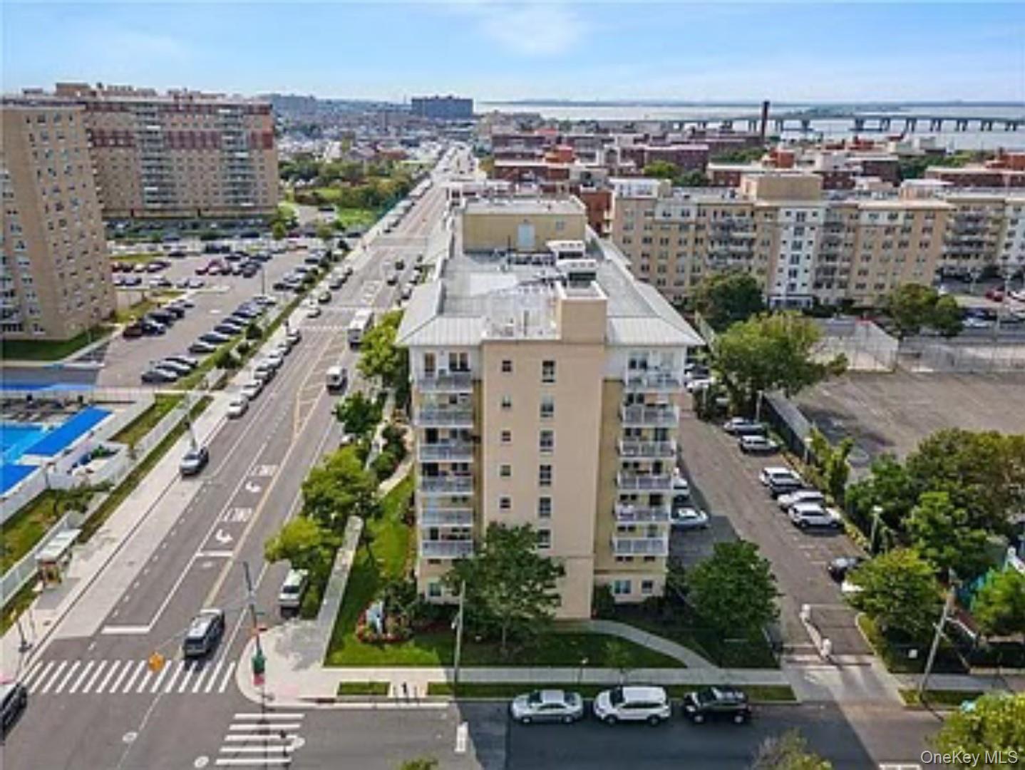 7914 Rockaway Beach Boulevard, Unit 2R photo 17