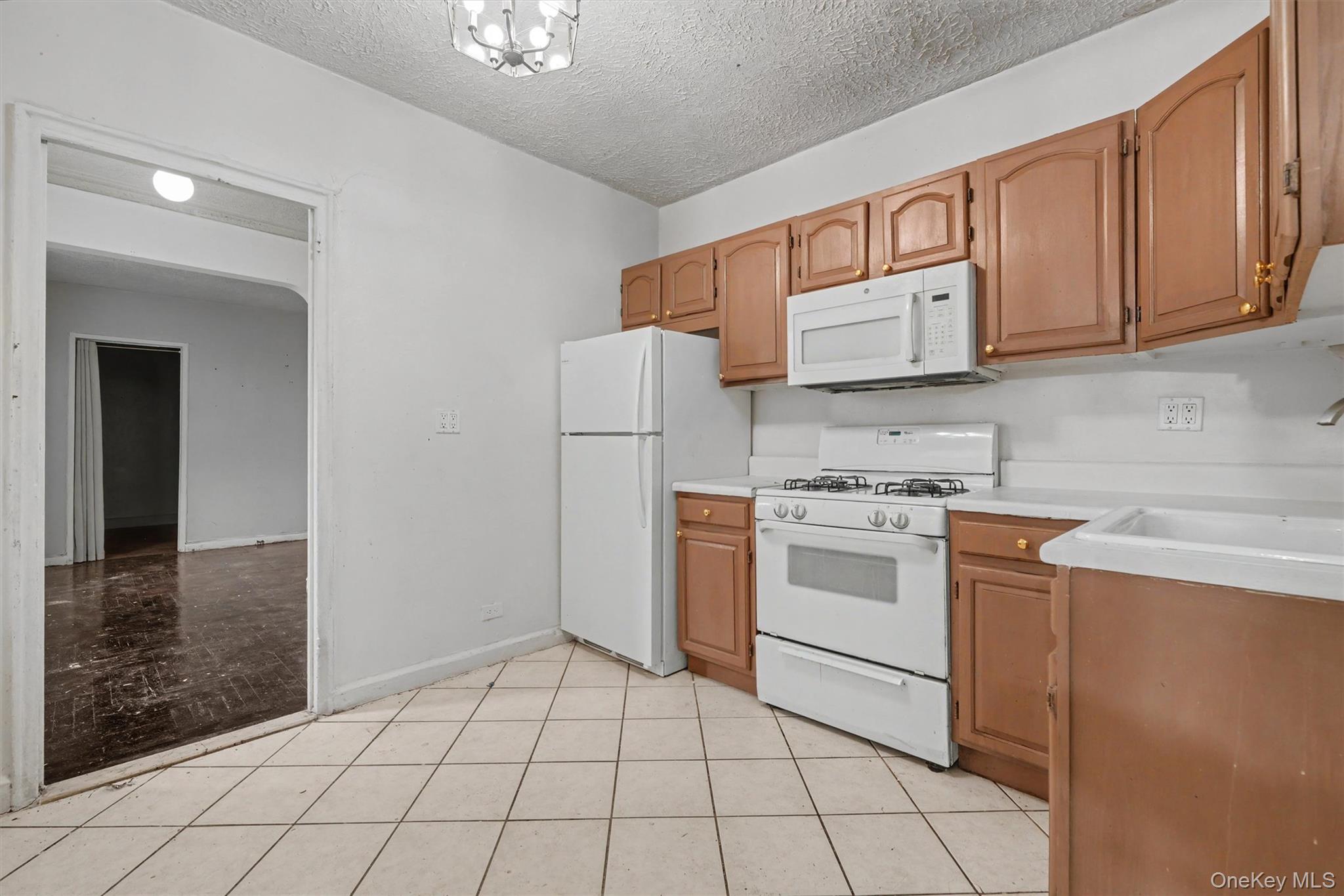 2190 Boston Road, Unit 6B photo 16
