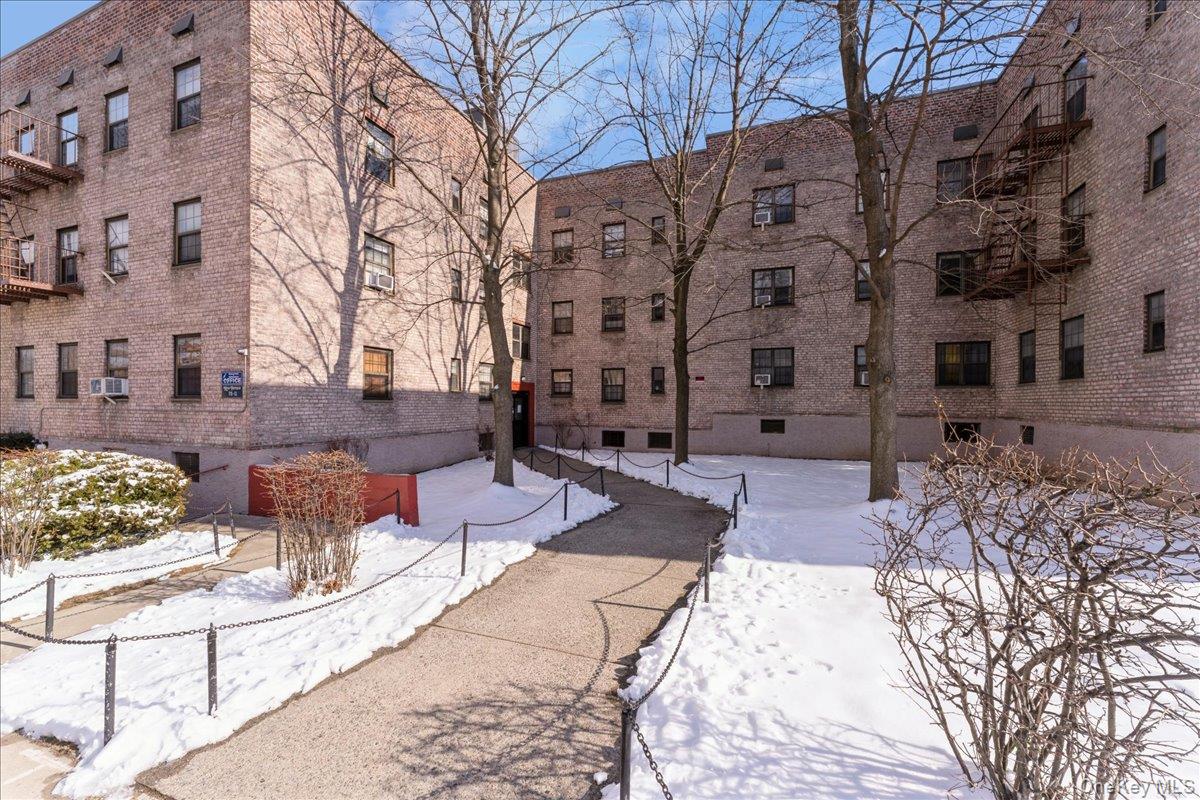 7811 Main Street, Unit 1G photo 11