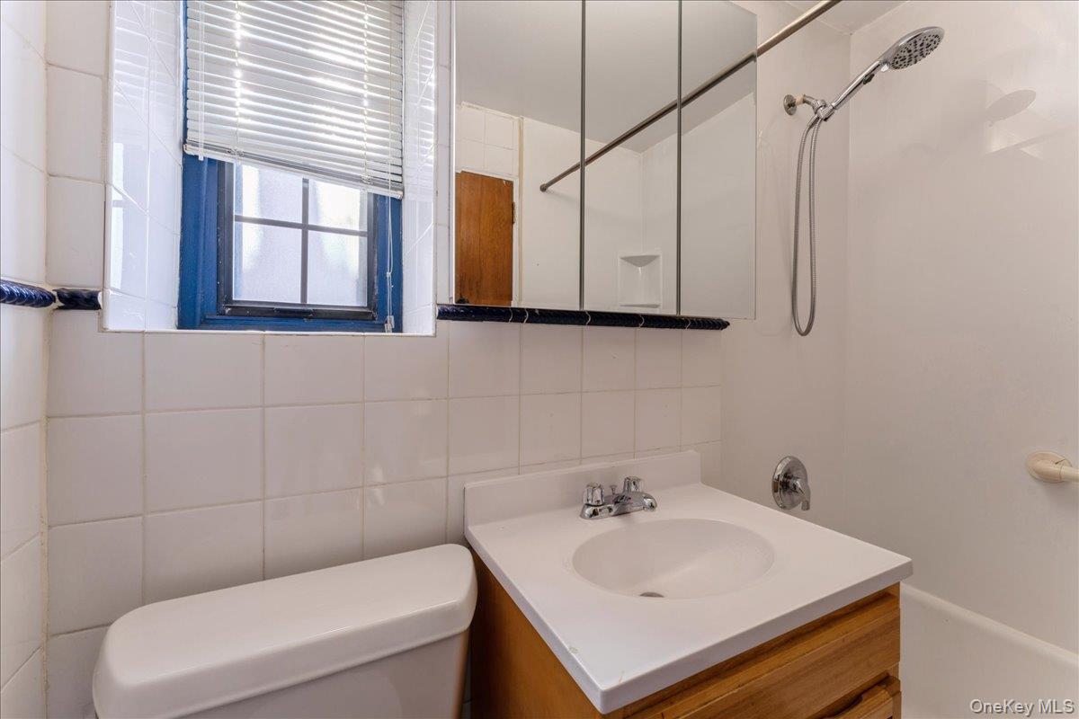 7811 Main Street, Unit 1G photo 9