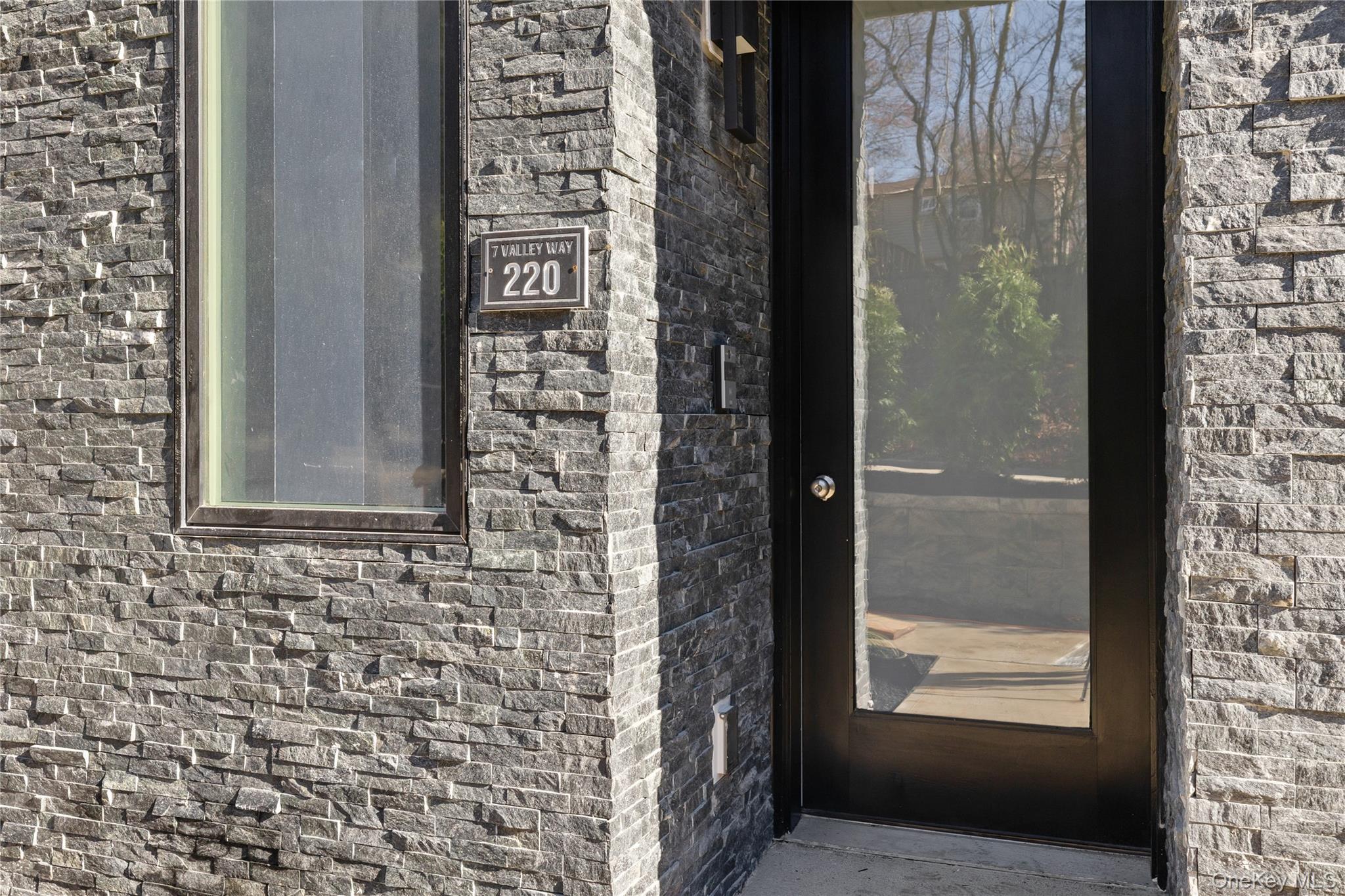 3 Valley Way, Unit 321 photo 4