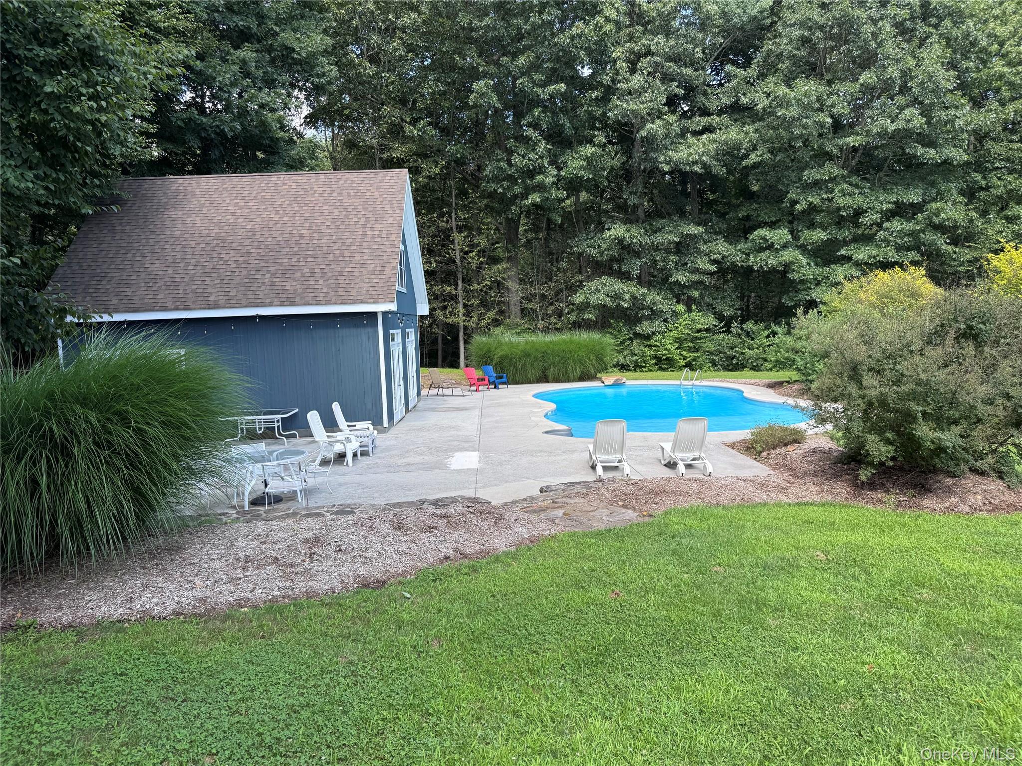 380 Southbury Road – For Sale photo 2