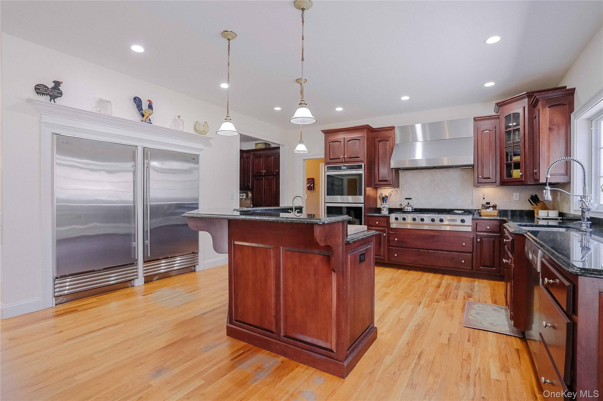 380 Southbury Road – For Sale photo 13