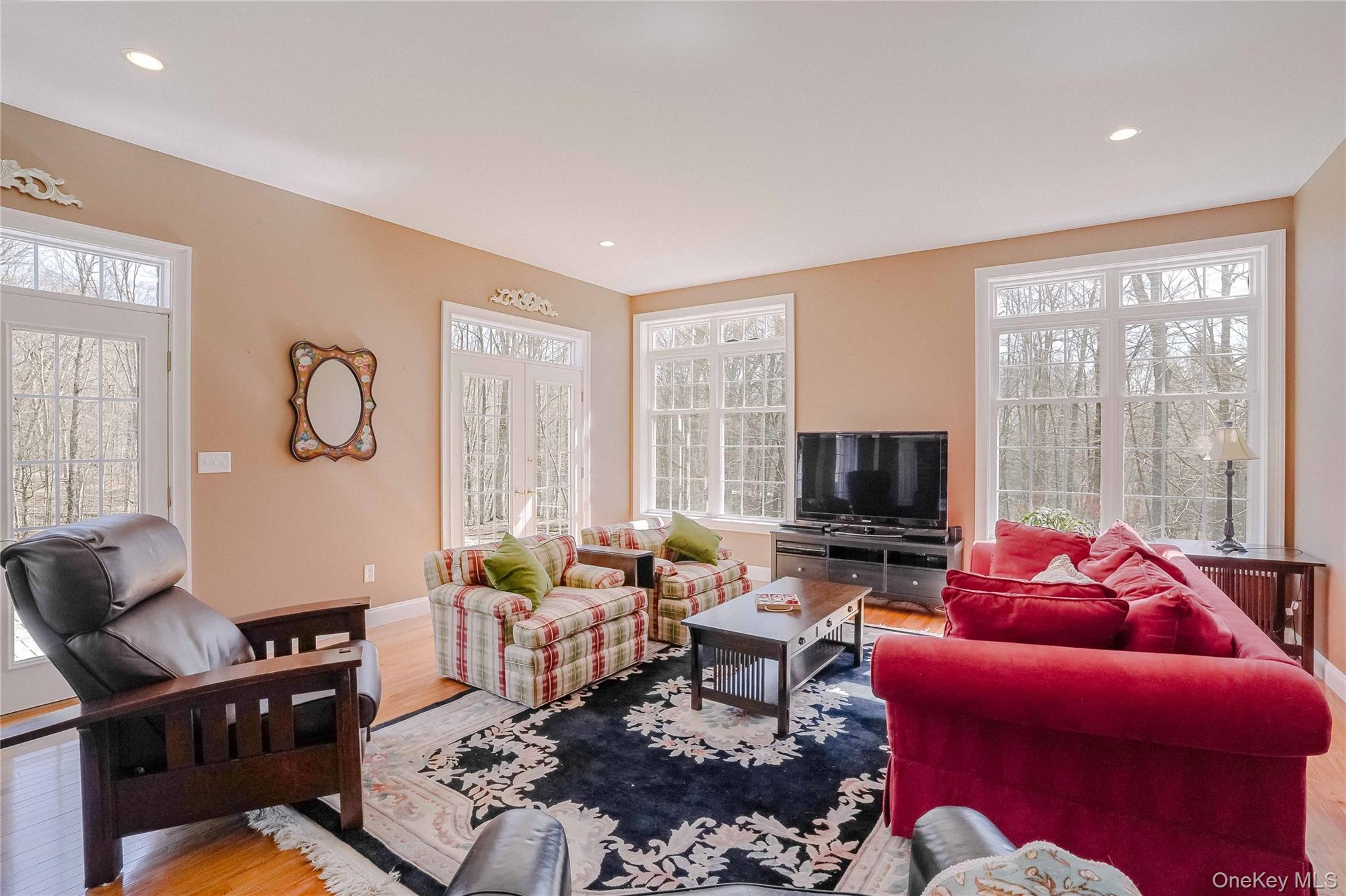 380 Southbury Road – For Sale photo 10