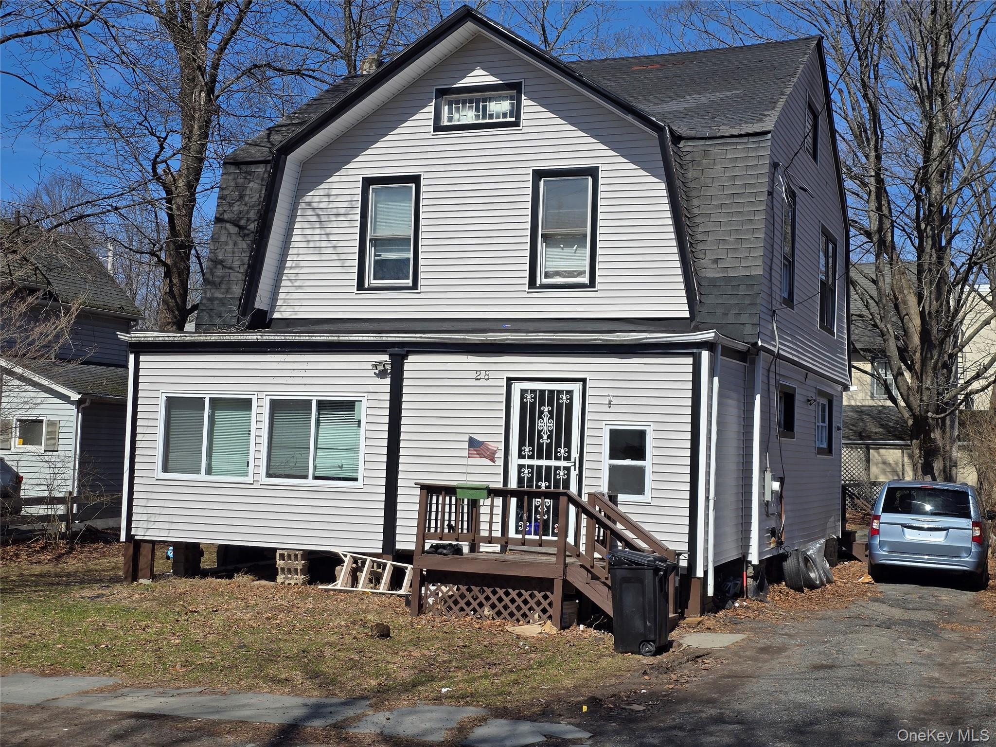 28 Lake Street – For Sale photo 3