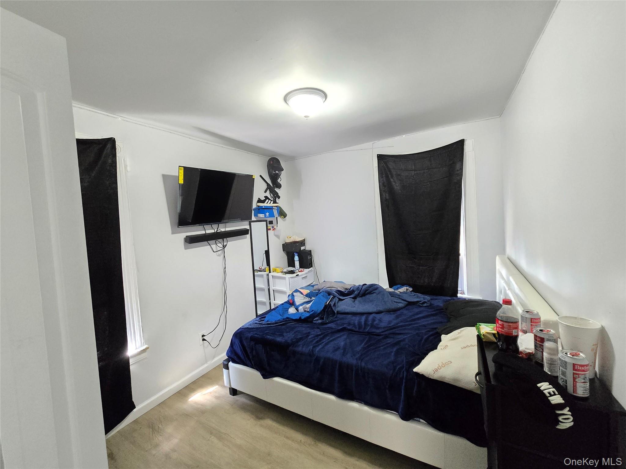 28 Lake Street – For Sale photo 7