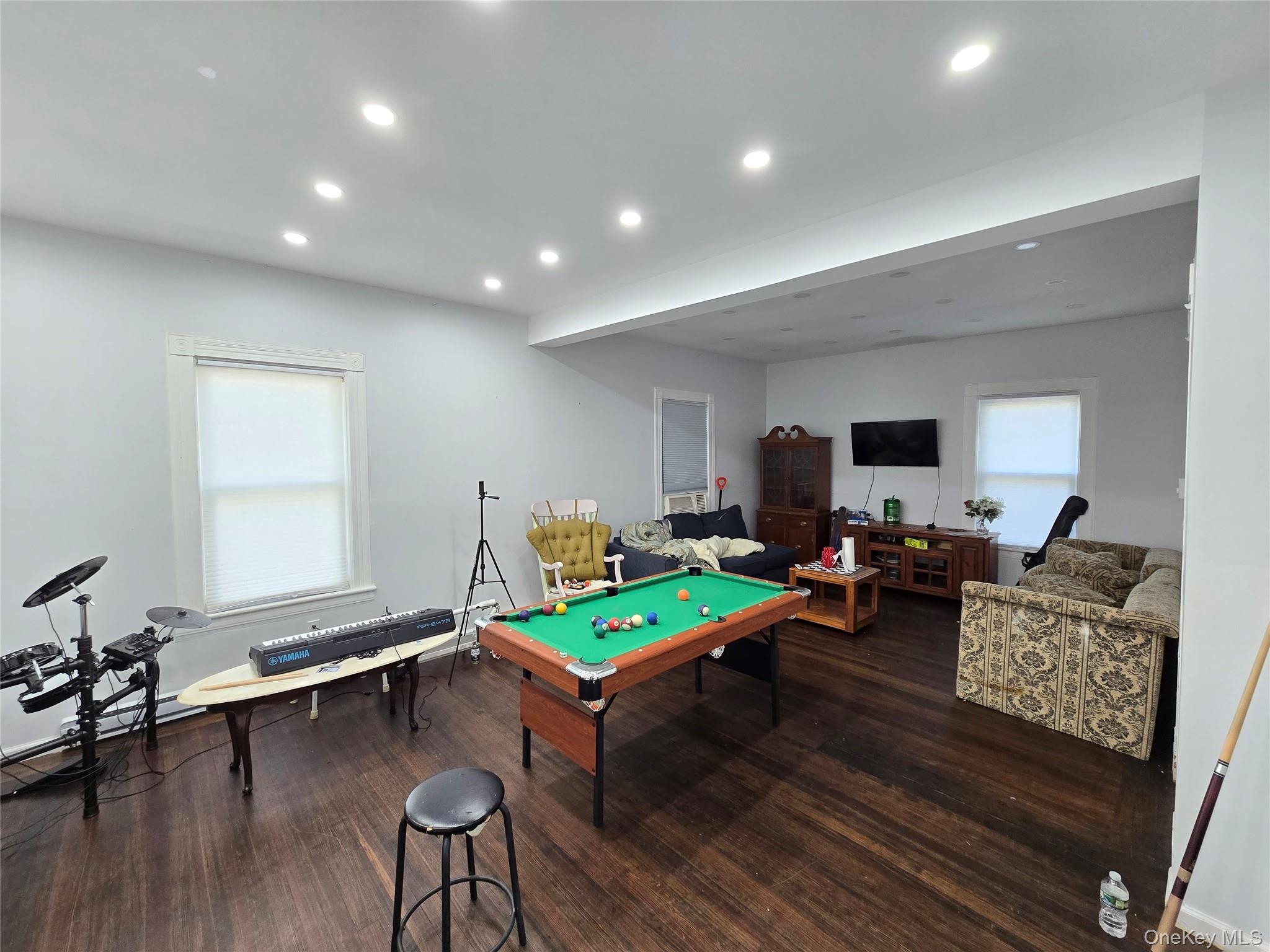28 Lake Street – For Sale photo 11