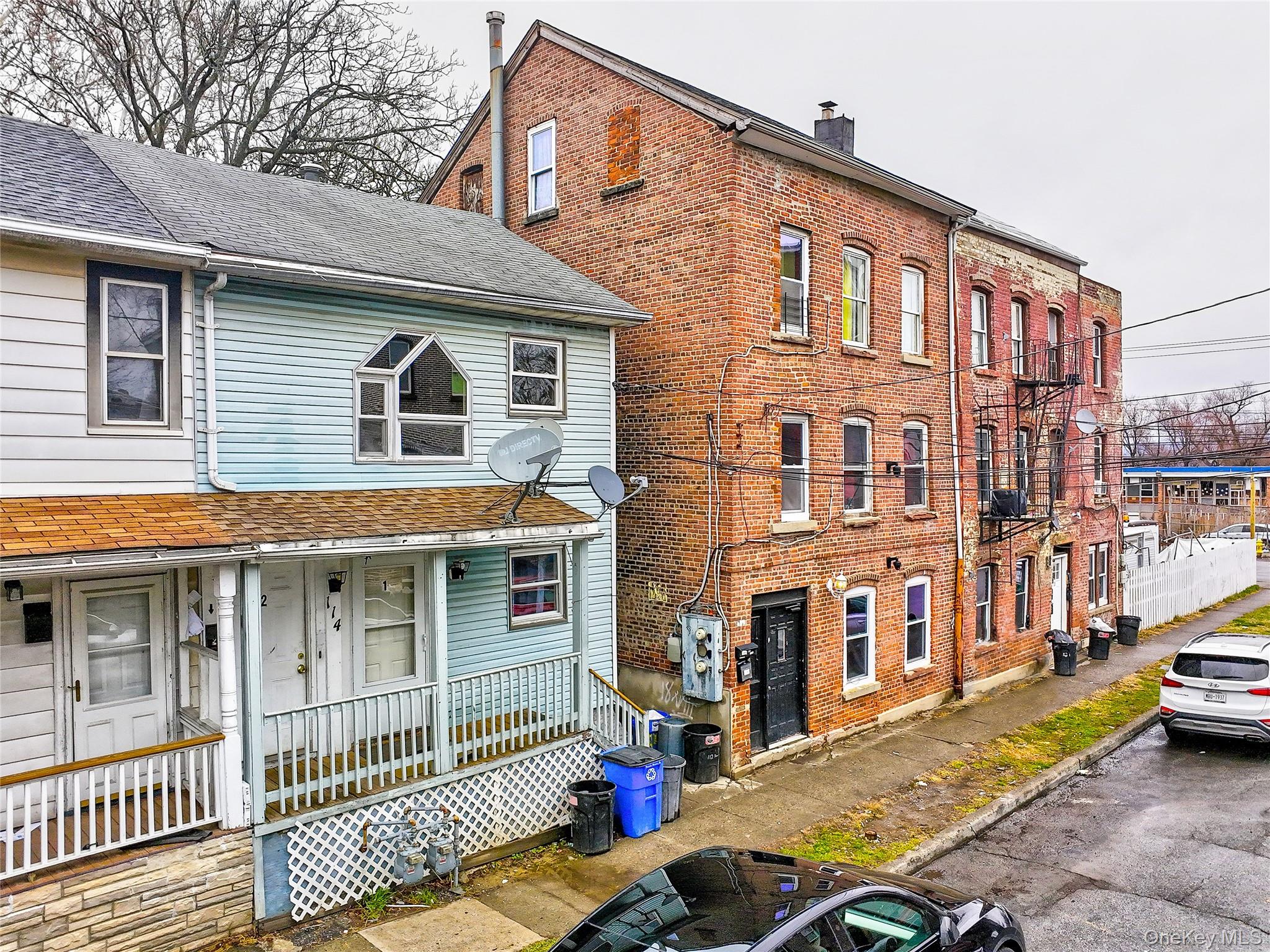 114 W Parmenter Street – For Sale photo 2