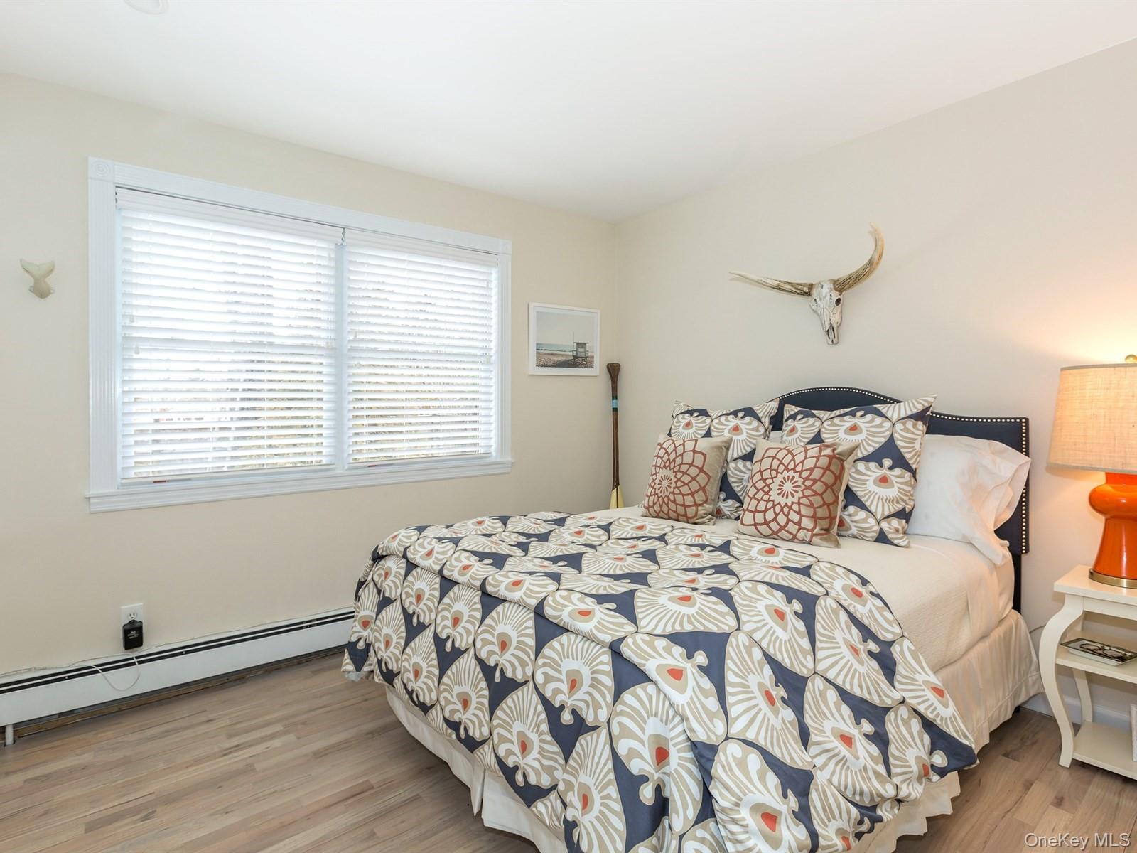 42 Oak Street – For Rent photo 11