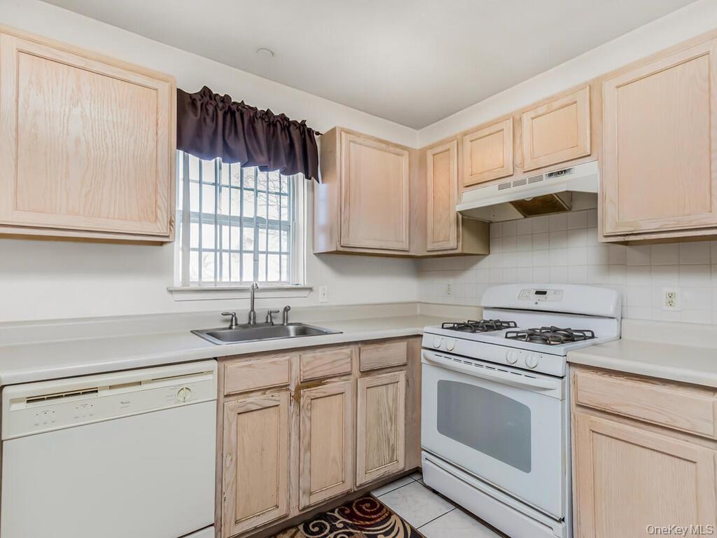 35 Dogwood Drive – For Sale photo 10