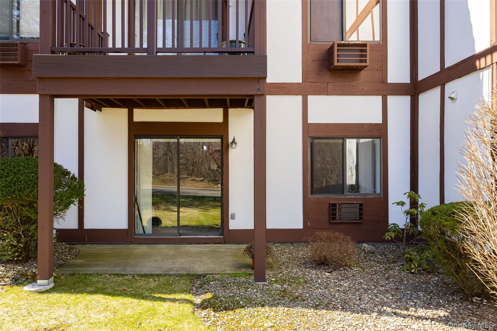 10 Skyline Drive, Unit 10 photo 15