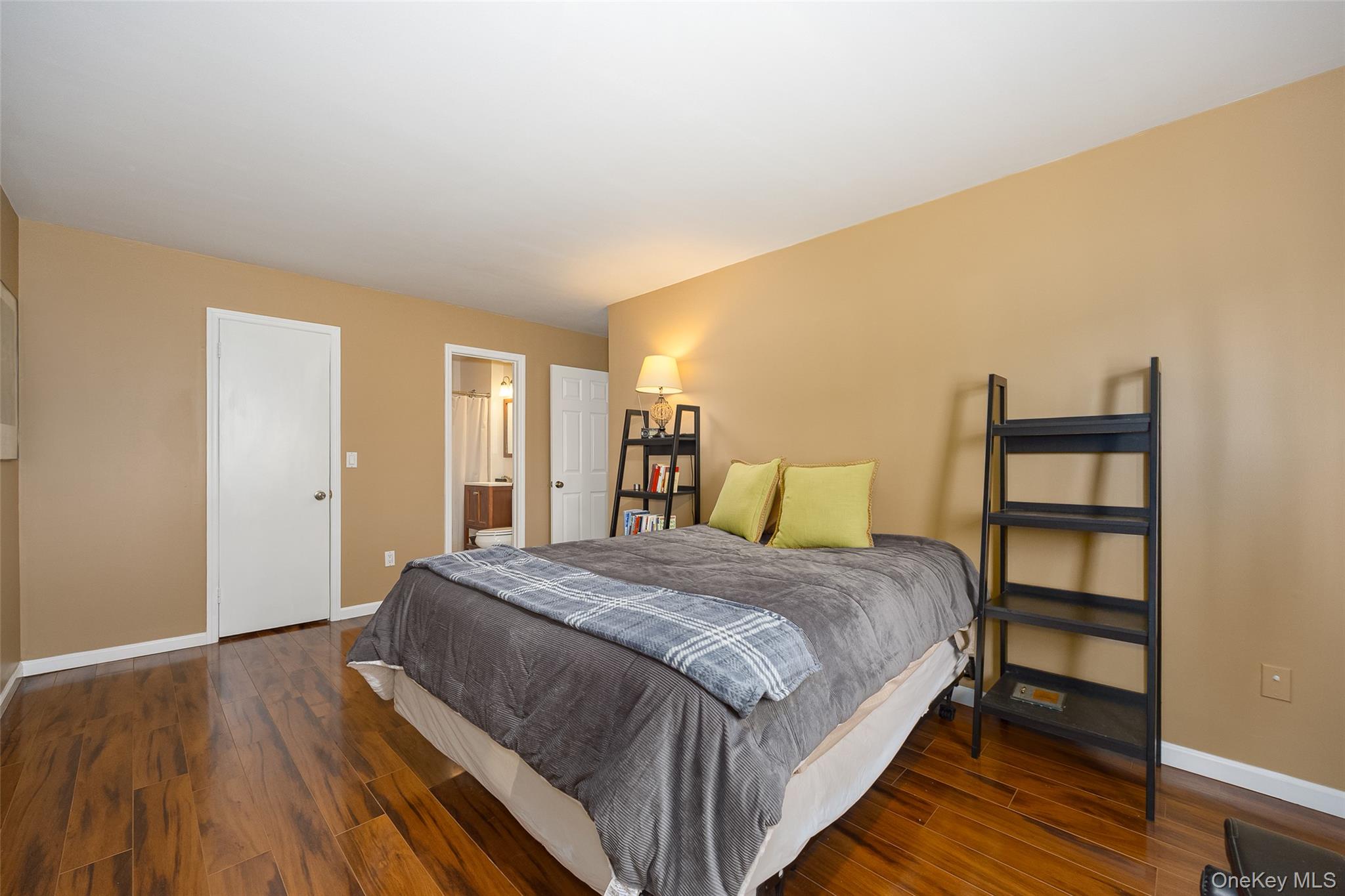 10 Skyline Drive, Unit 10 photo 9