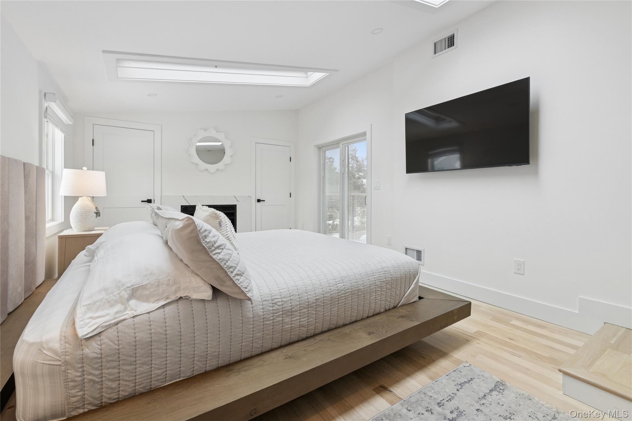 10 Sagamore Road – For Rent photo 29