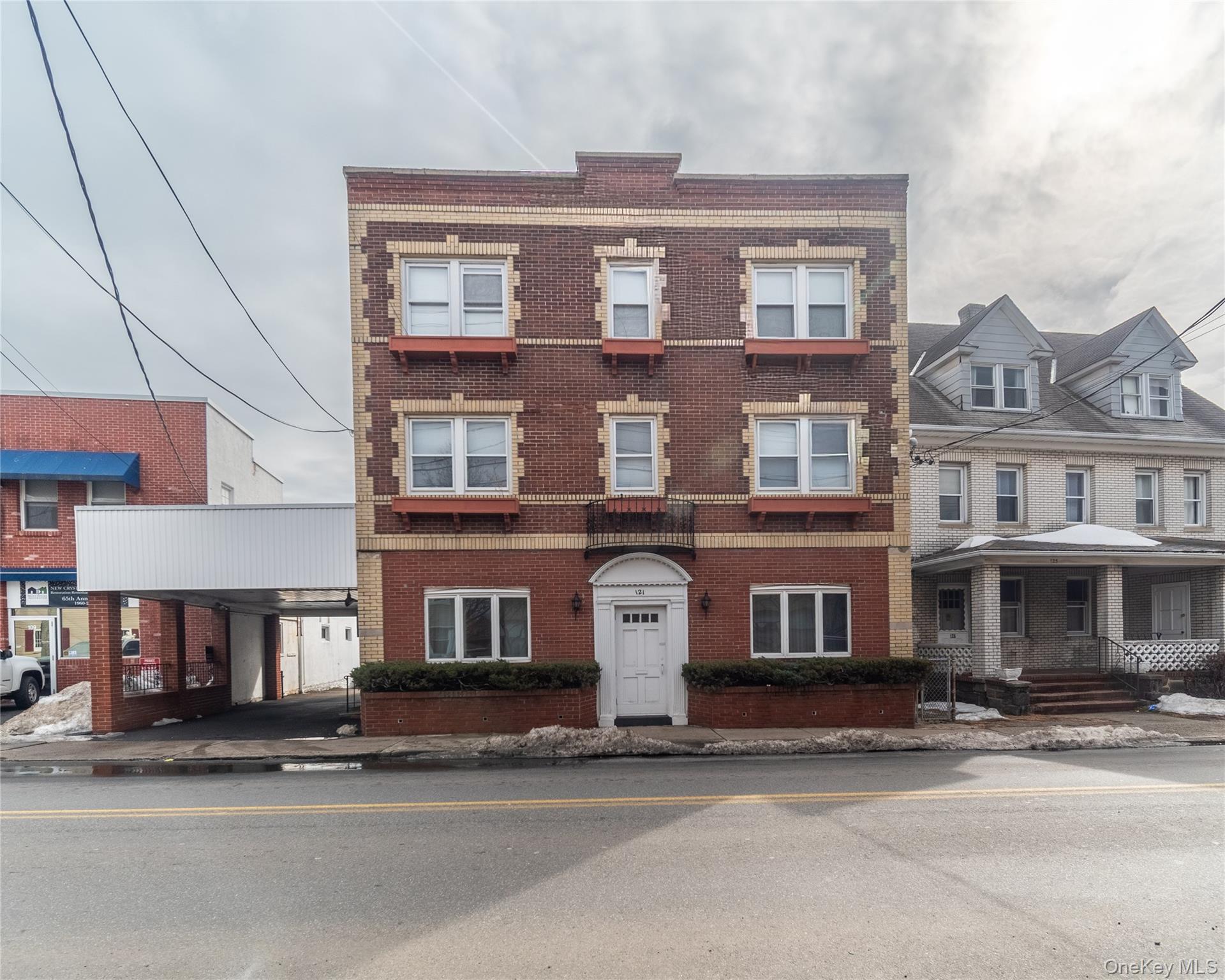 121 S Regent Street – For Sale