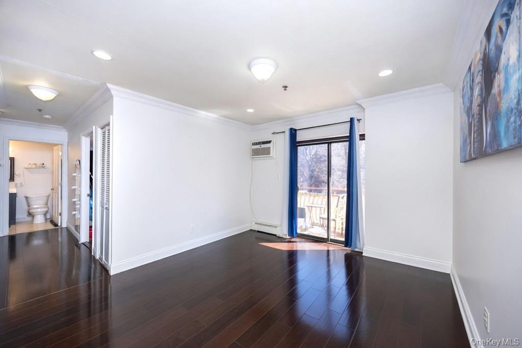 141-16 84th Drive, Unit 4B photo 6