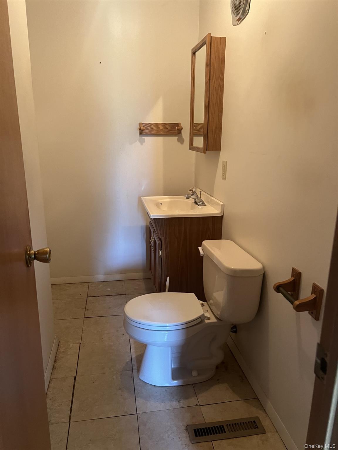 5 Mcdonald Road – For Rent photo 9