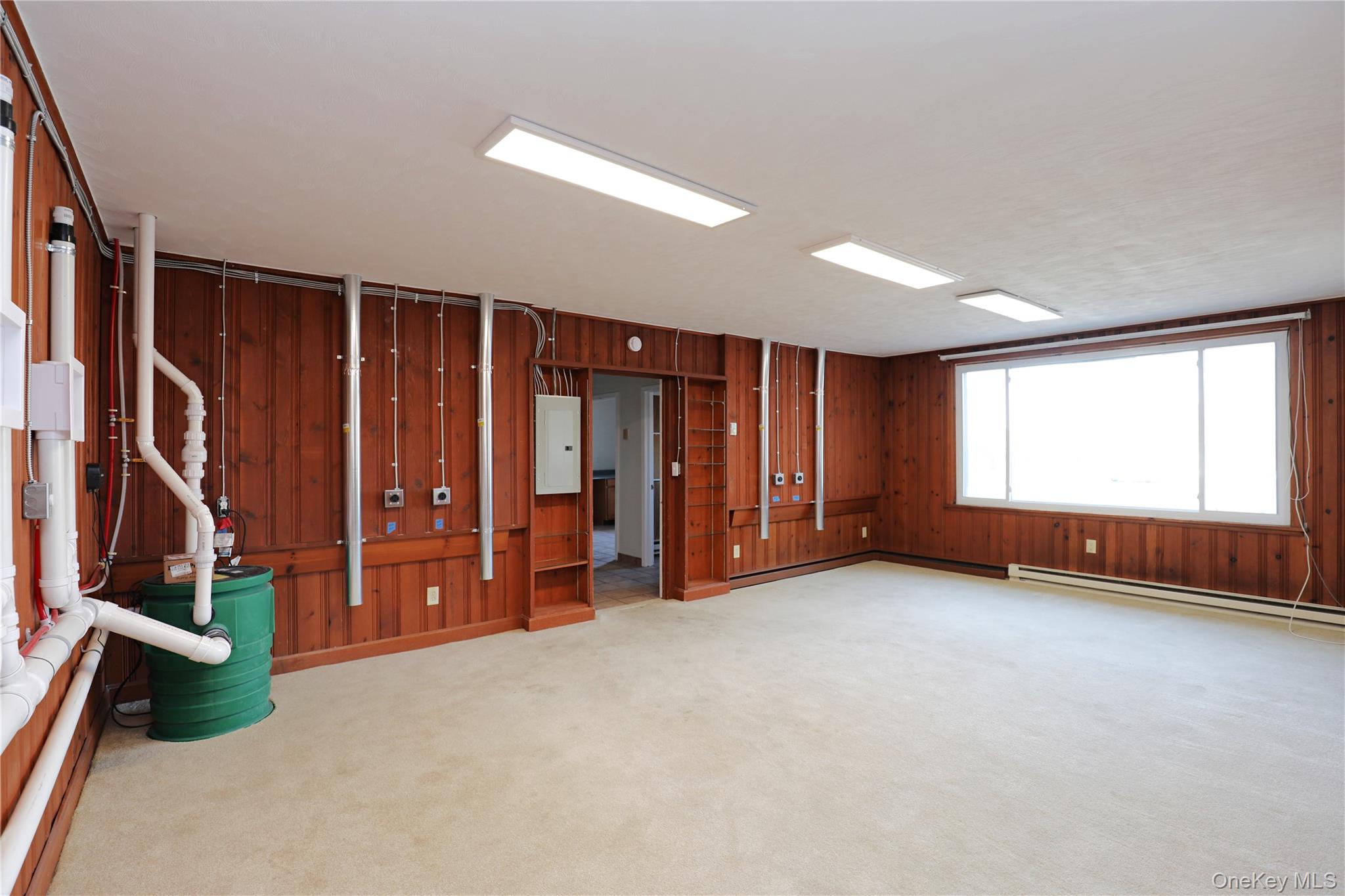 14311 9W – For Rent photo 13