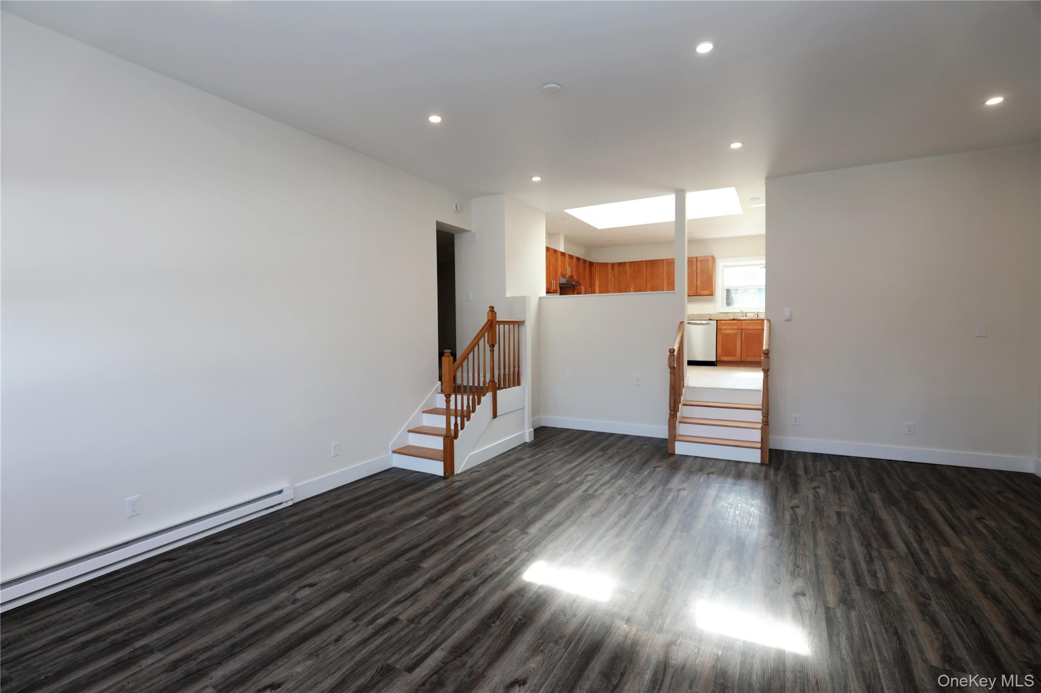 14311 9W – For Rent photo 9
