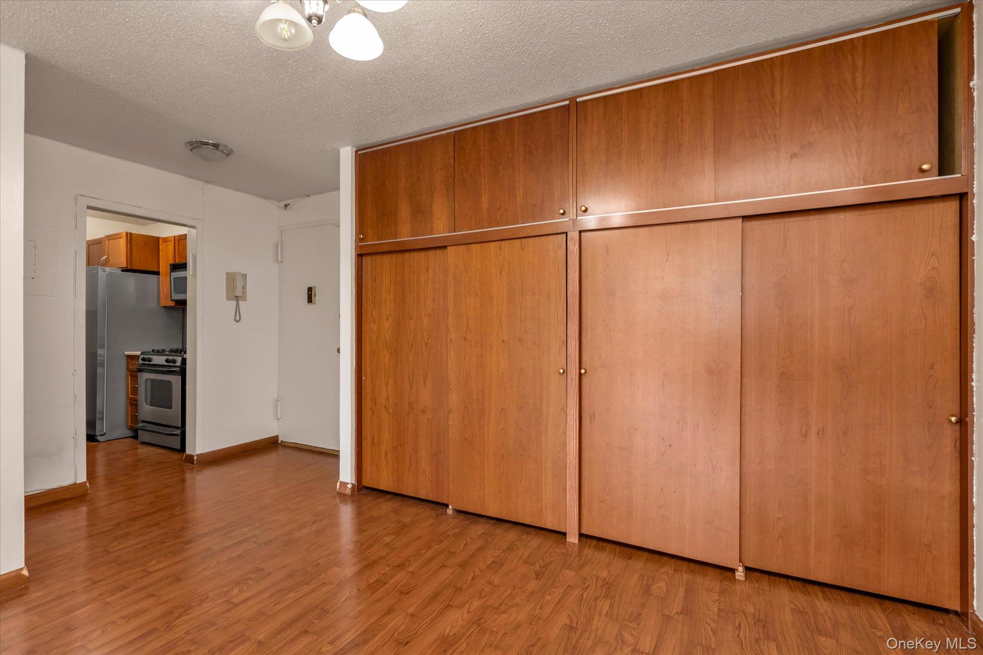 15038 Union Turnpike, Unit 2H photo 6