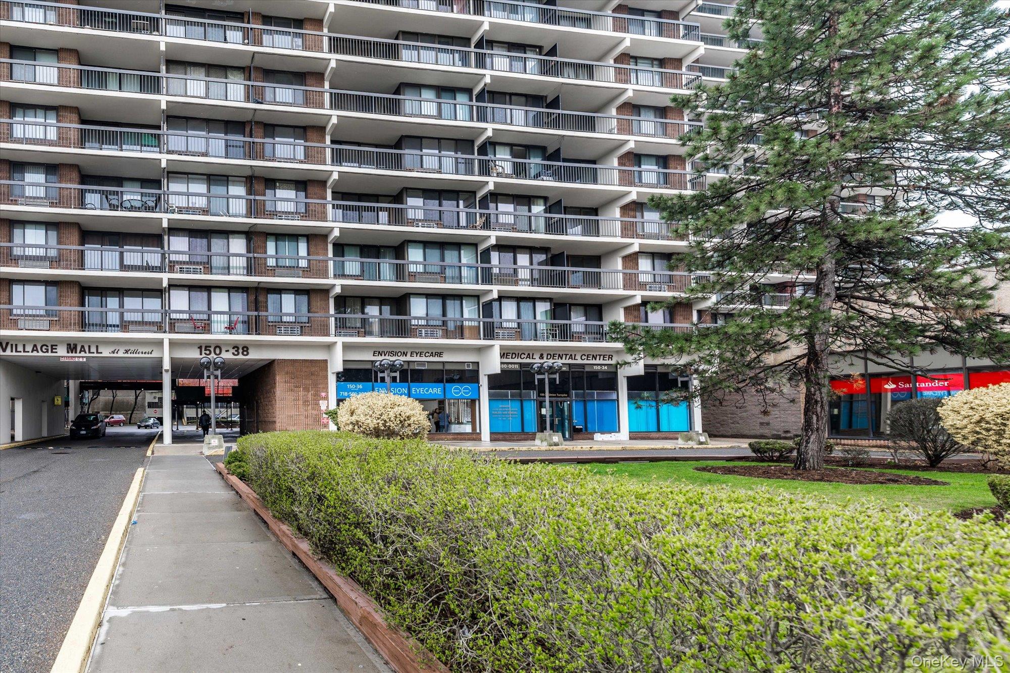 15038 Union Turnpike, Unit 2H photo 15