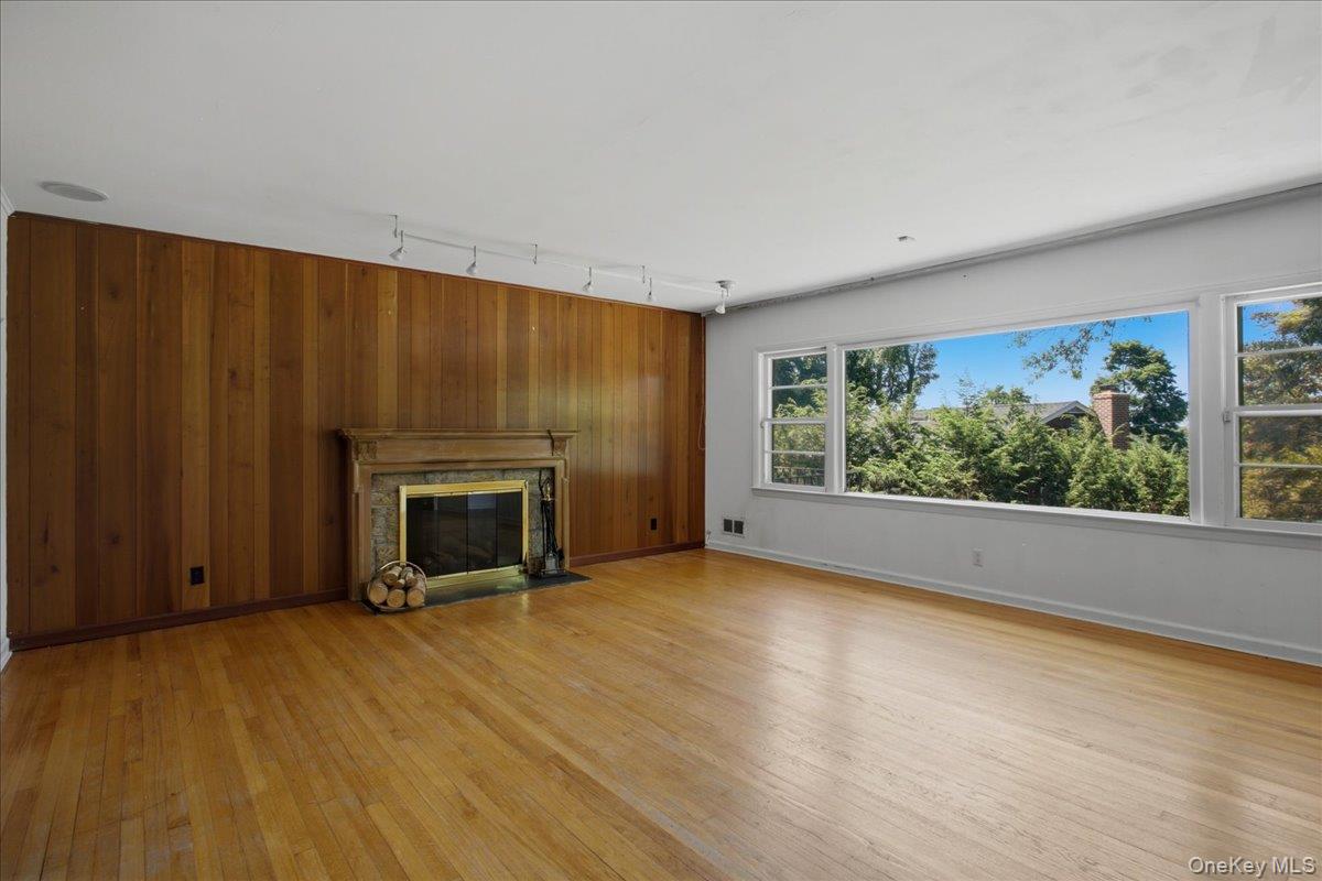1 Beaufort Street – For Sale photo 4