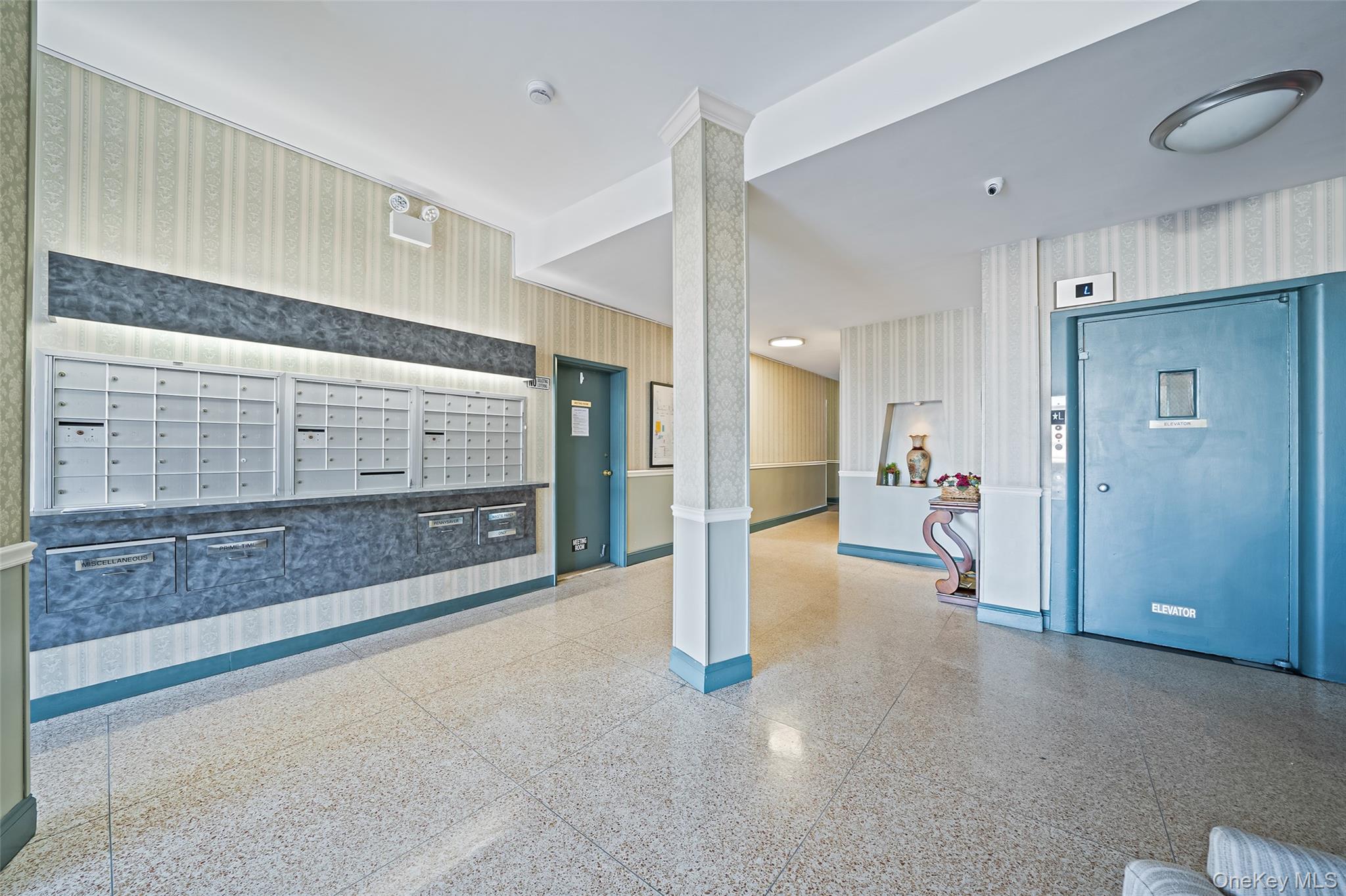 60 Hempstead Avenue, Unit 1O photo 18