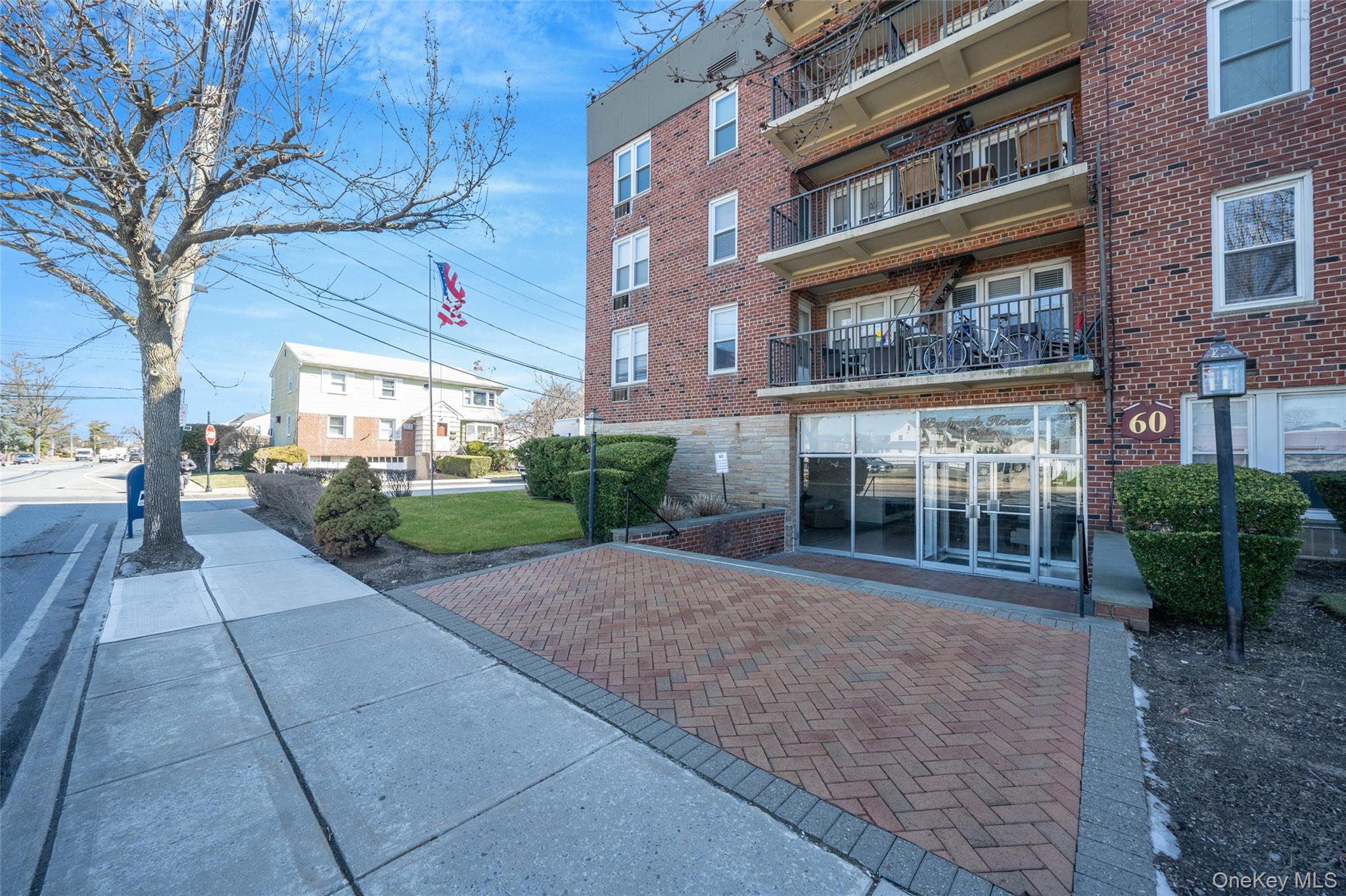 60 Hempstead Avenue, Unit 1O photo 21