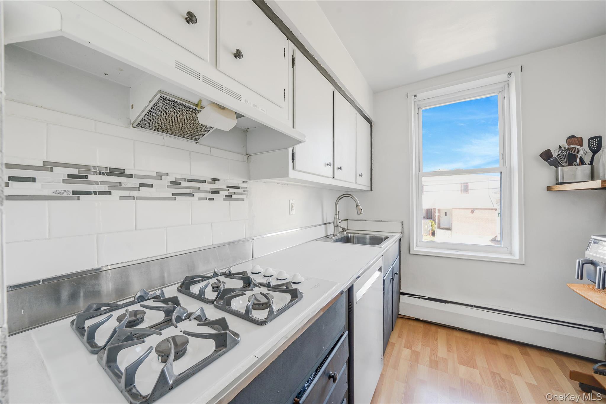 60 Hempstead Avenue, Unit 1O photo 7