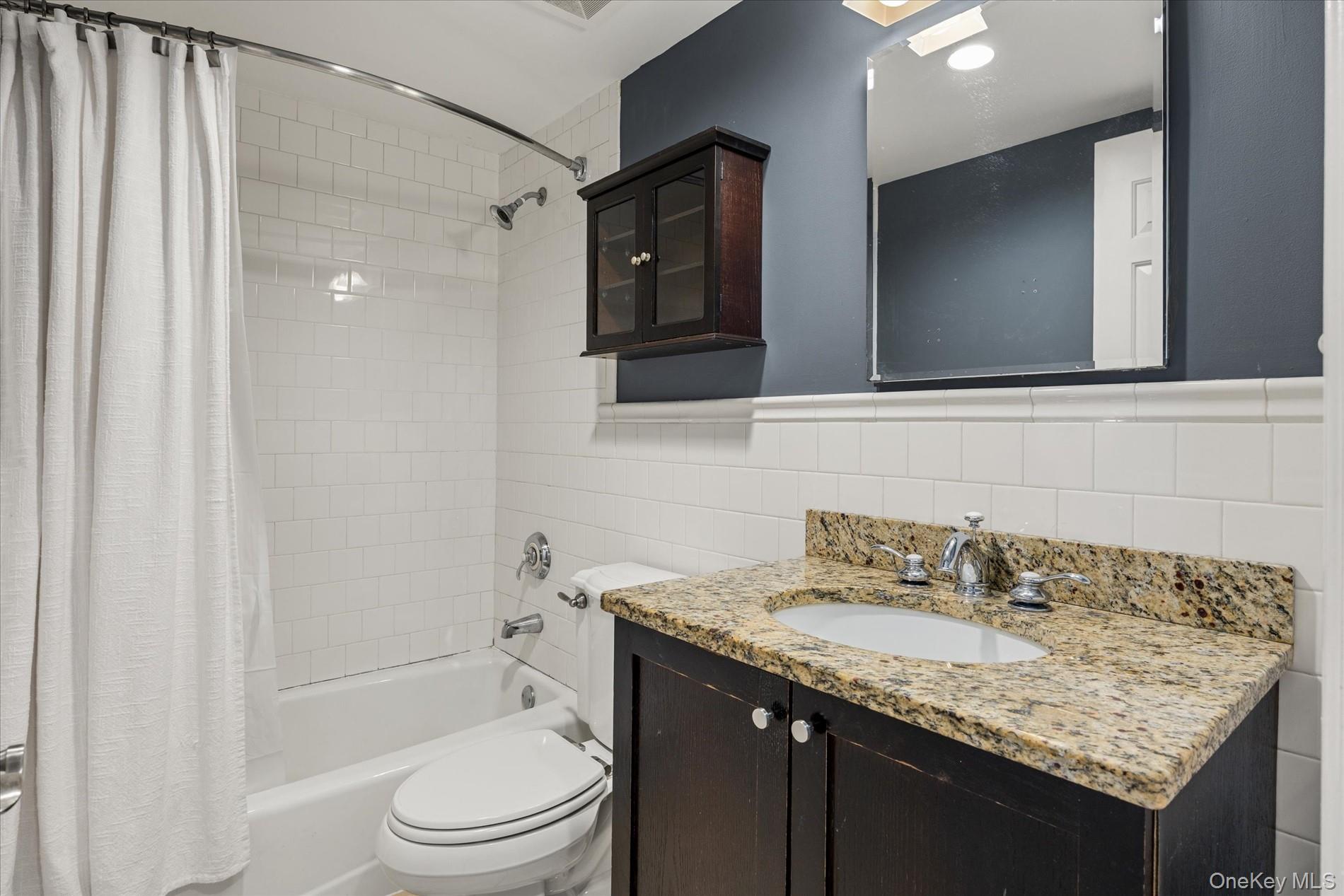 9428 Magnolia Court, Unit 3A photo 18