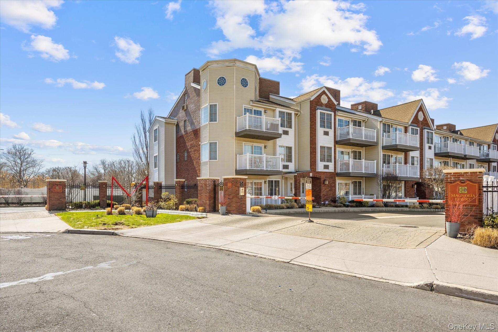9428 Magnolia Court, Unit 3A