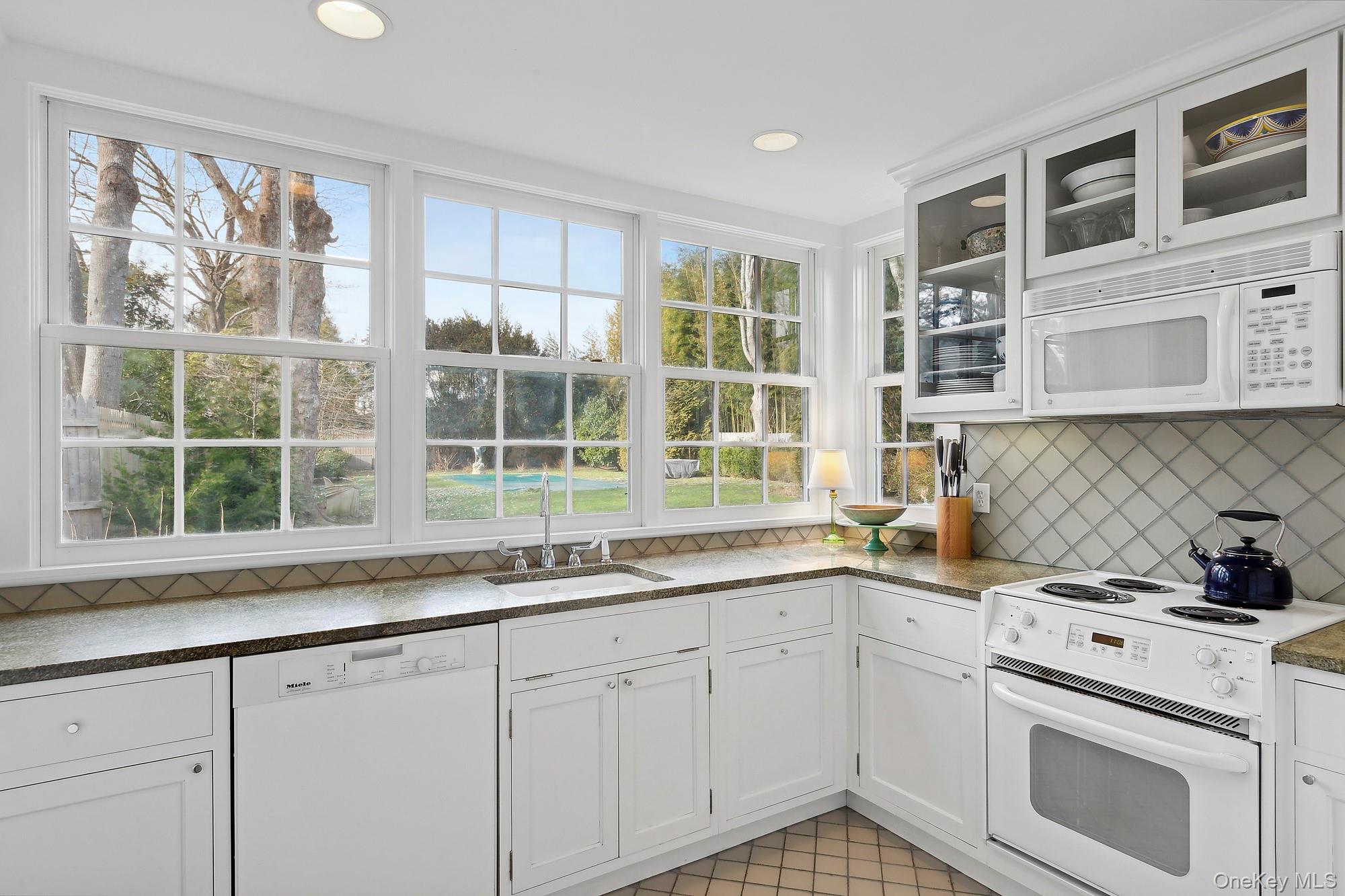 393 Hill Street – For Rent photo 4