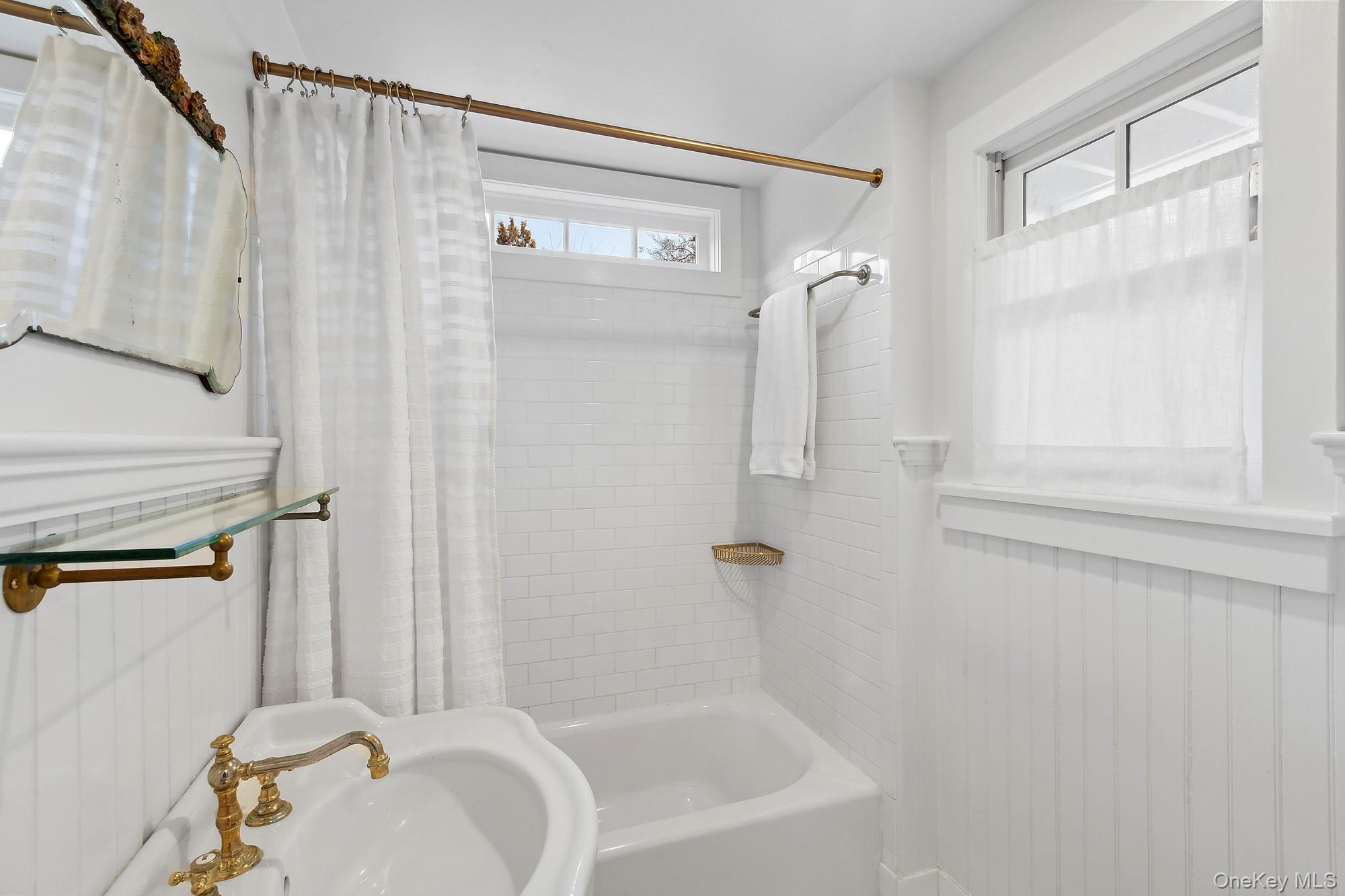 393 Hill Street – For Rent photo 8