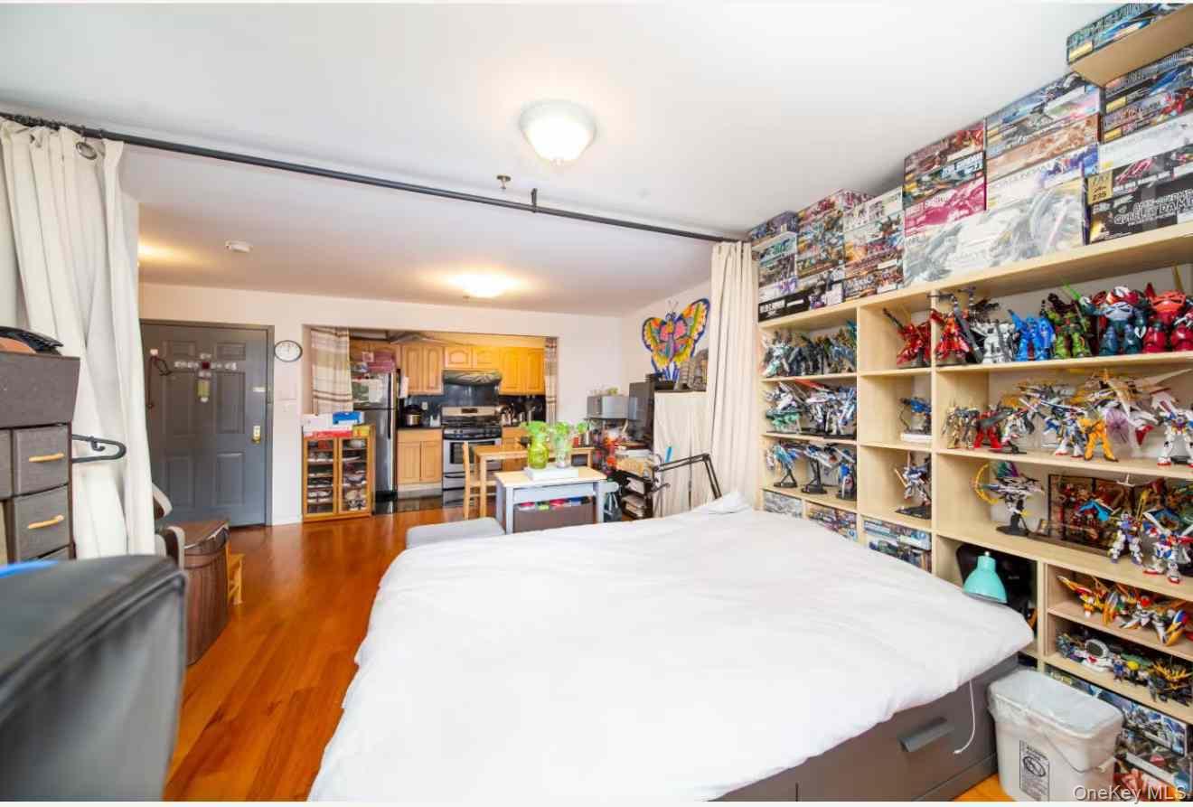 37-33 107th Street, Unit 2A photo 2