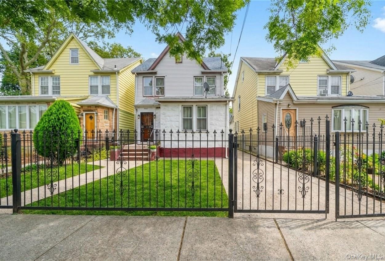 8905 Moline Street – For Sale