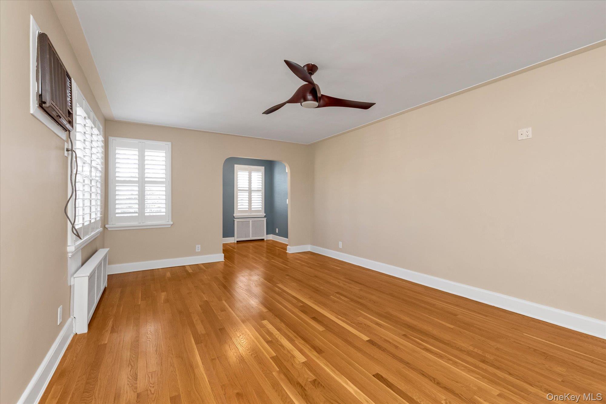 102 S Village Avenue, Unit 3B photo 23