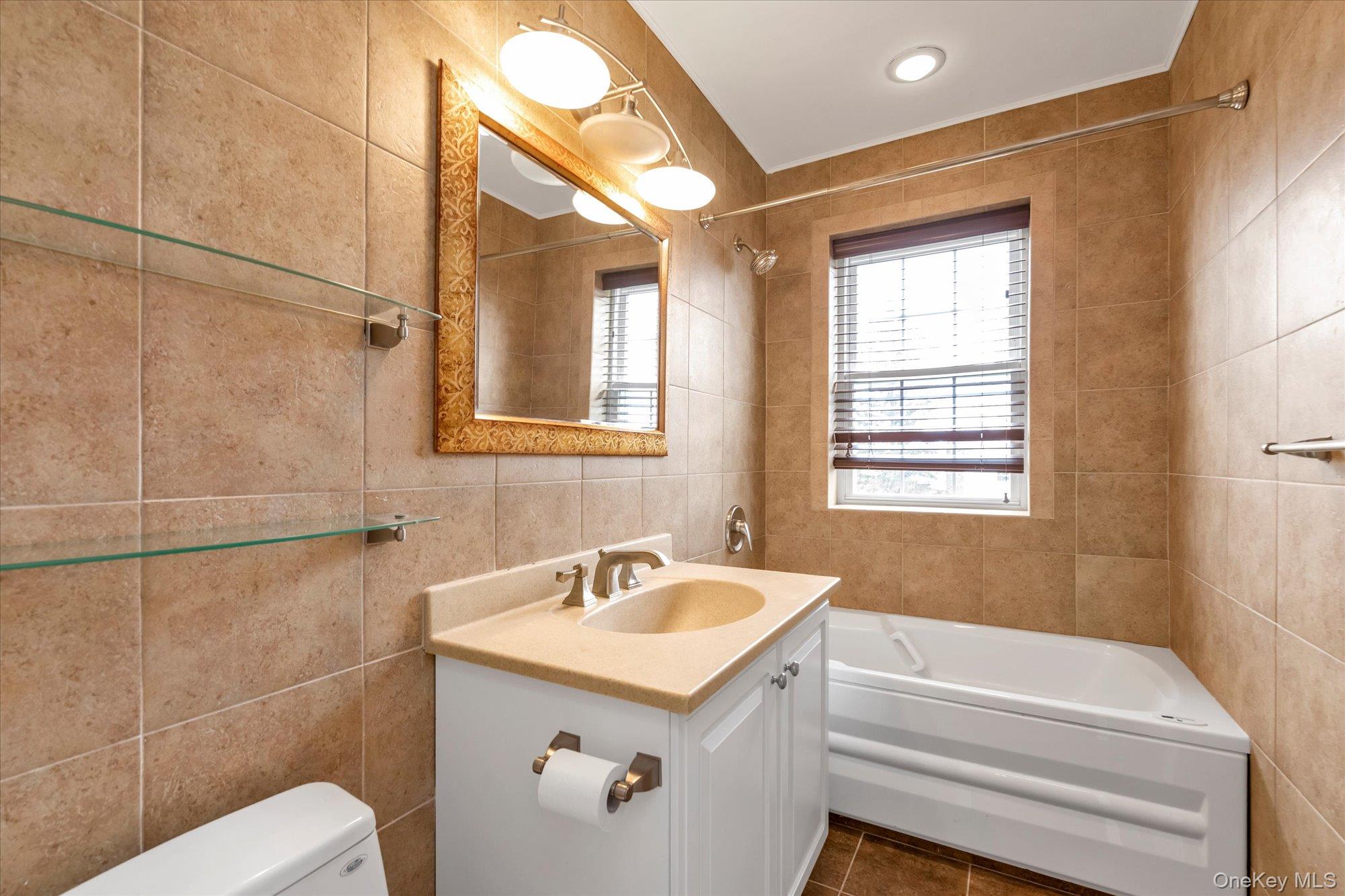 102 S Village Avenue, Unit 3B photo 11