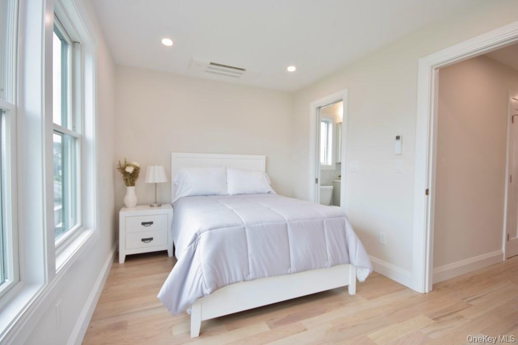 42 Andrews Lane – For Sale photo 16