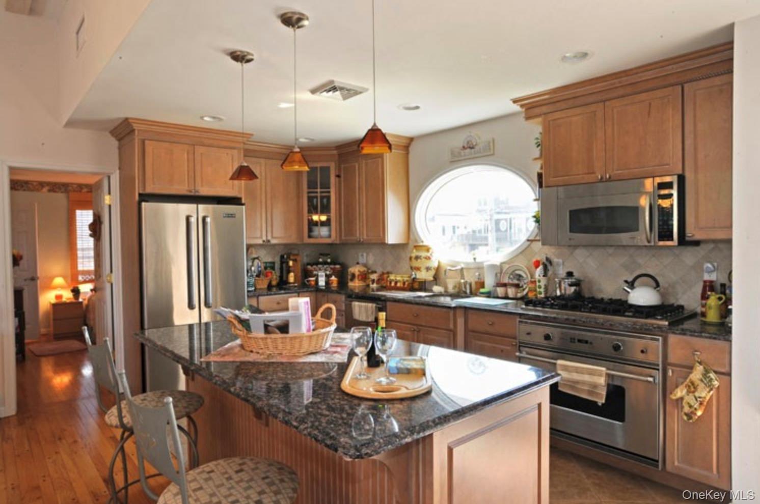 900 Dune Road – For Sale photo 5
