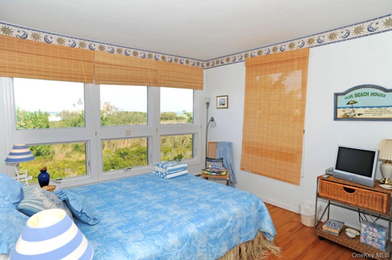 900 Dune Road – For Sale photo 8