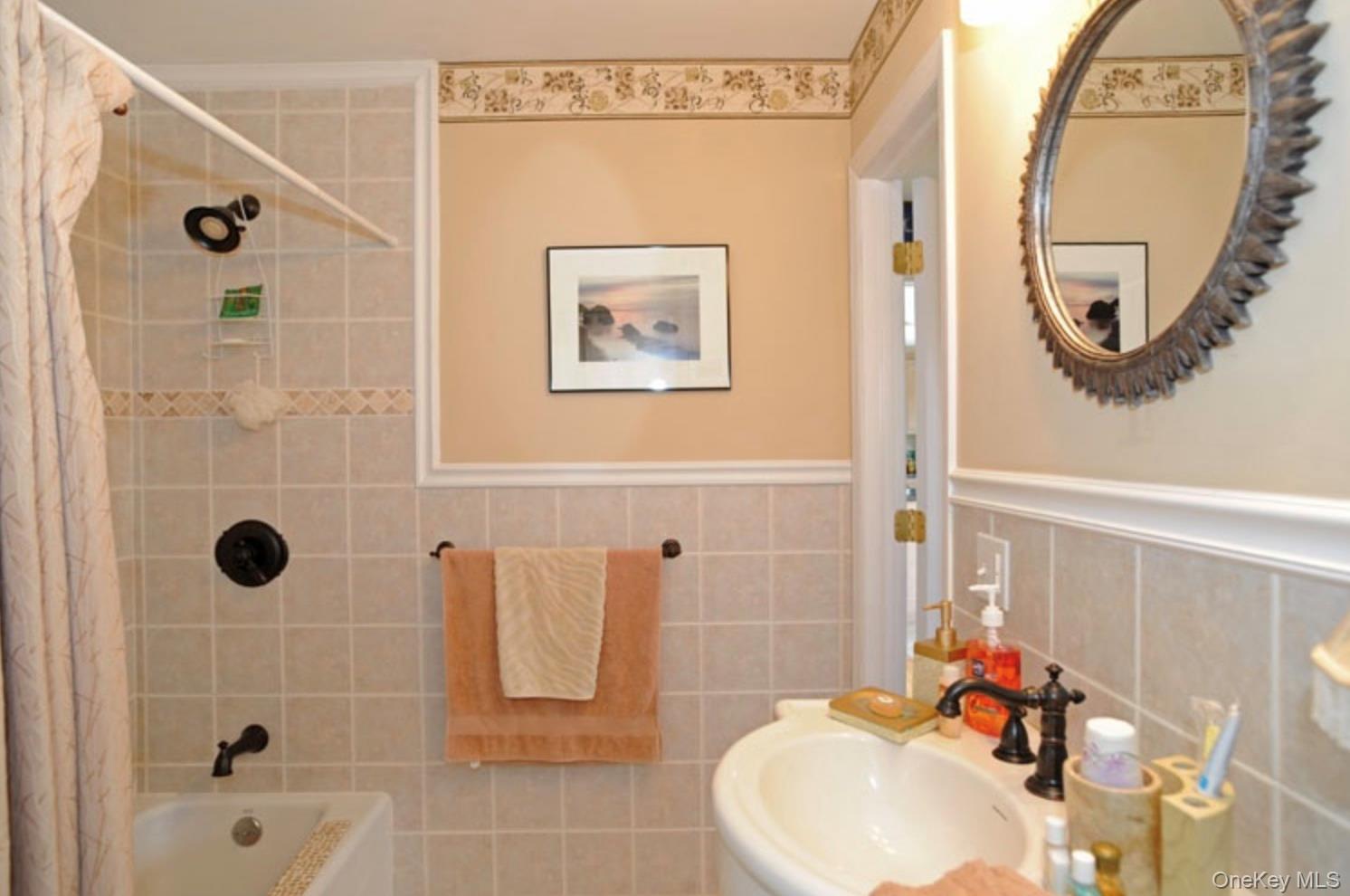 900 Dune Road – For Sale photo 16