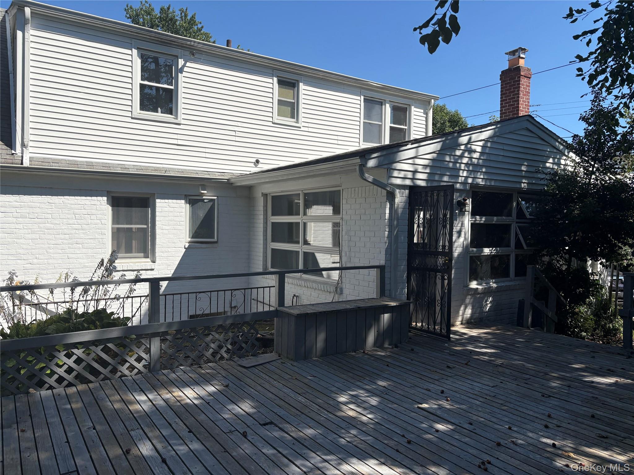 81 Gerard Avenue – For Rent photo 2