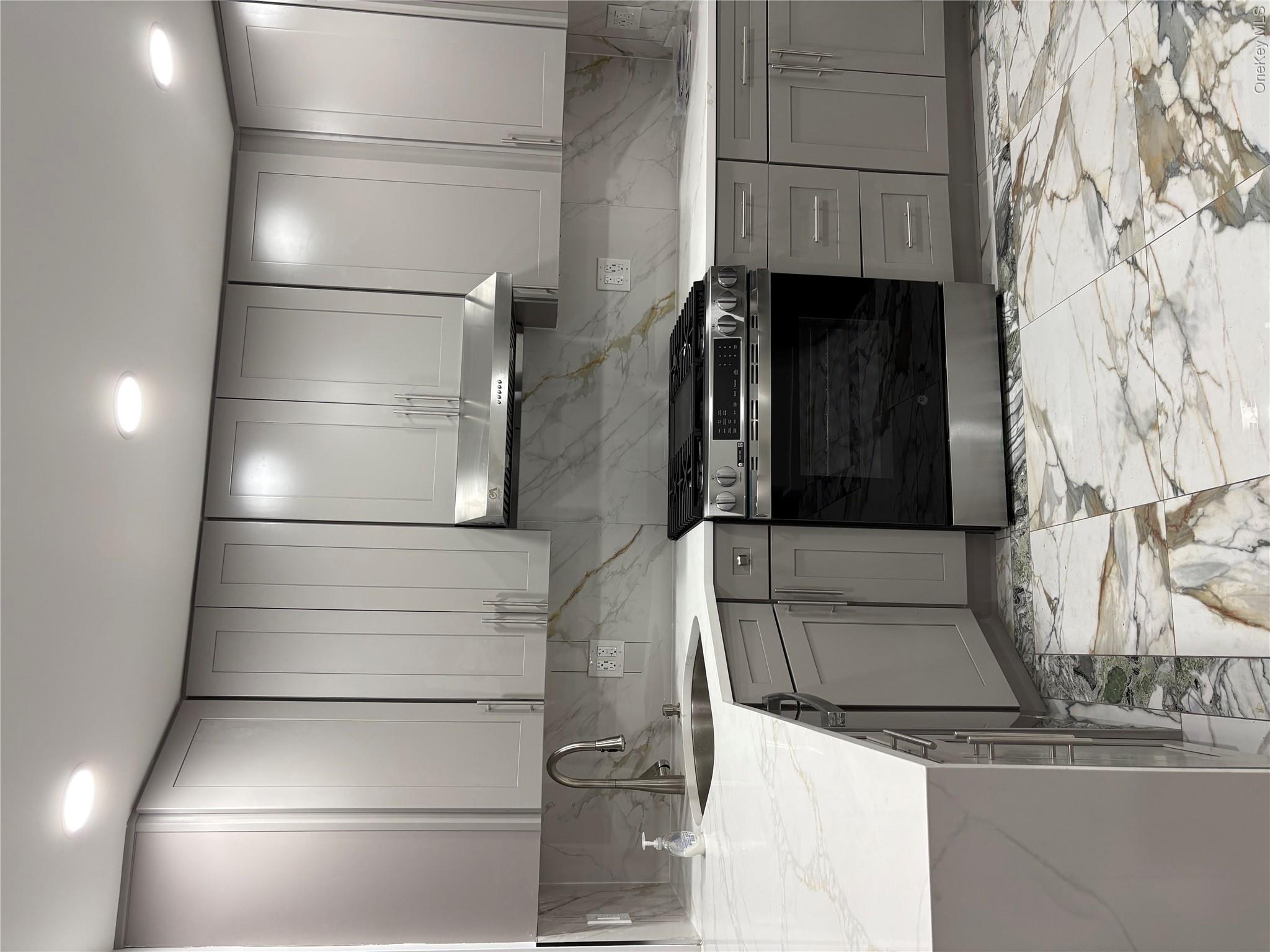 81 Gerard Avenue – For Rent photo 8